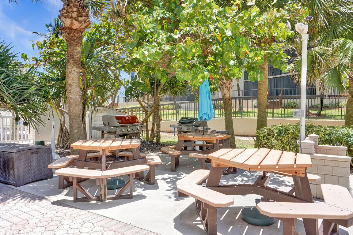 1169 Hillsboro Mile #203 Hillsboro Beach, FL 33062