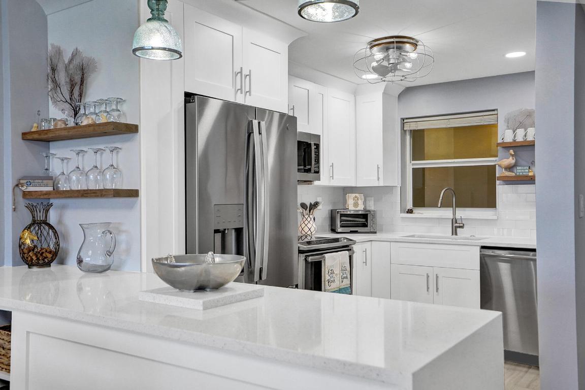 1169 Hillsboro Mile #203 Hillsboro Beach, FL 33062