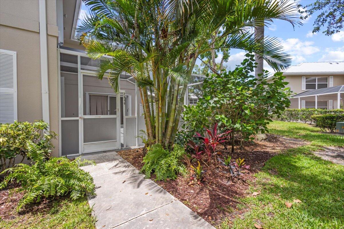 2846 SW Lakemont Pl