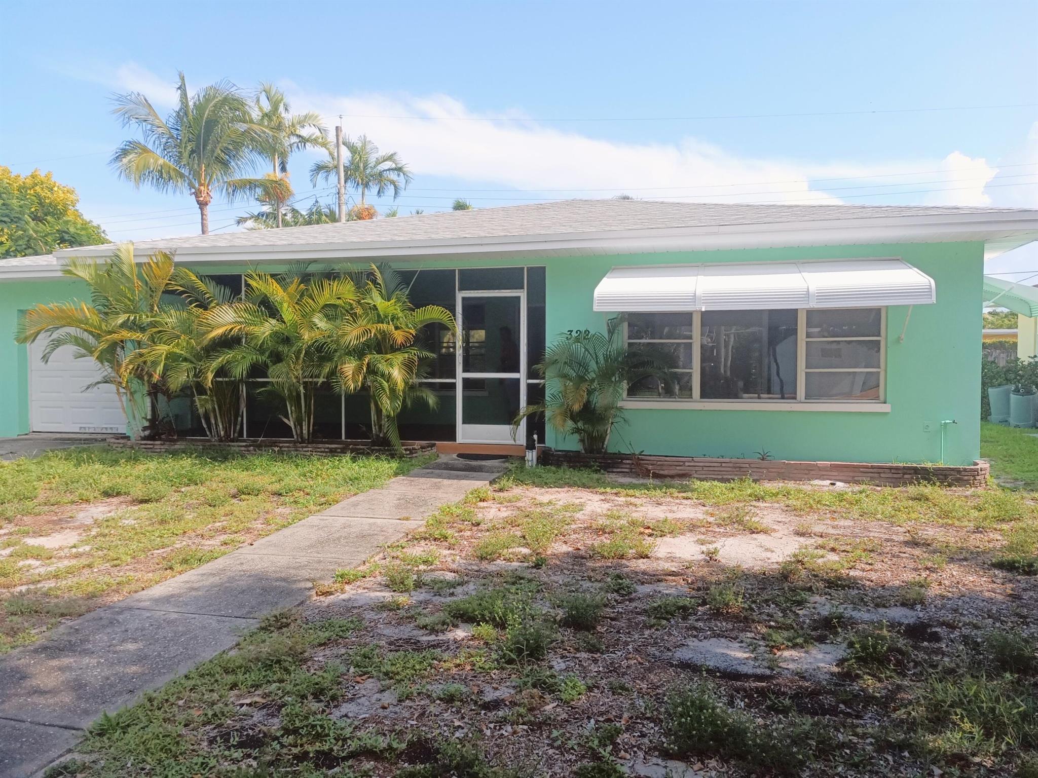 322 Vanderbilt Dr
