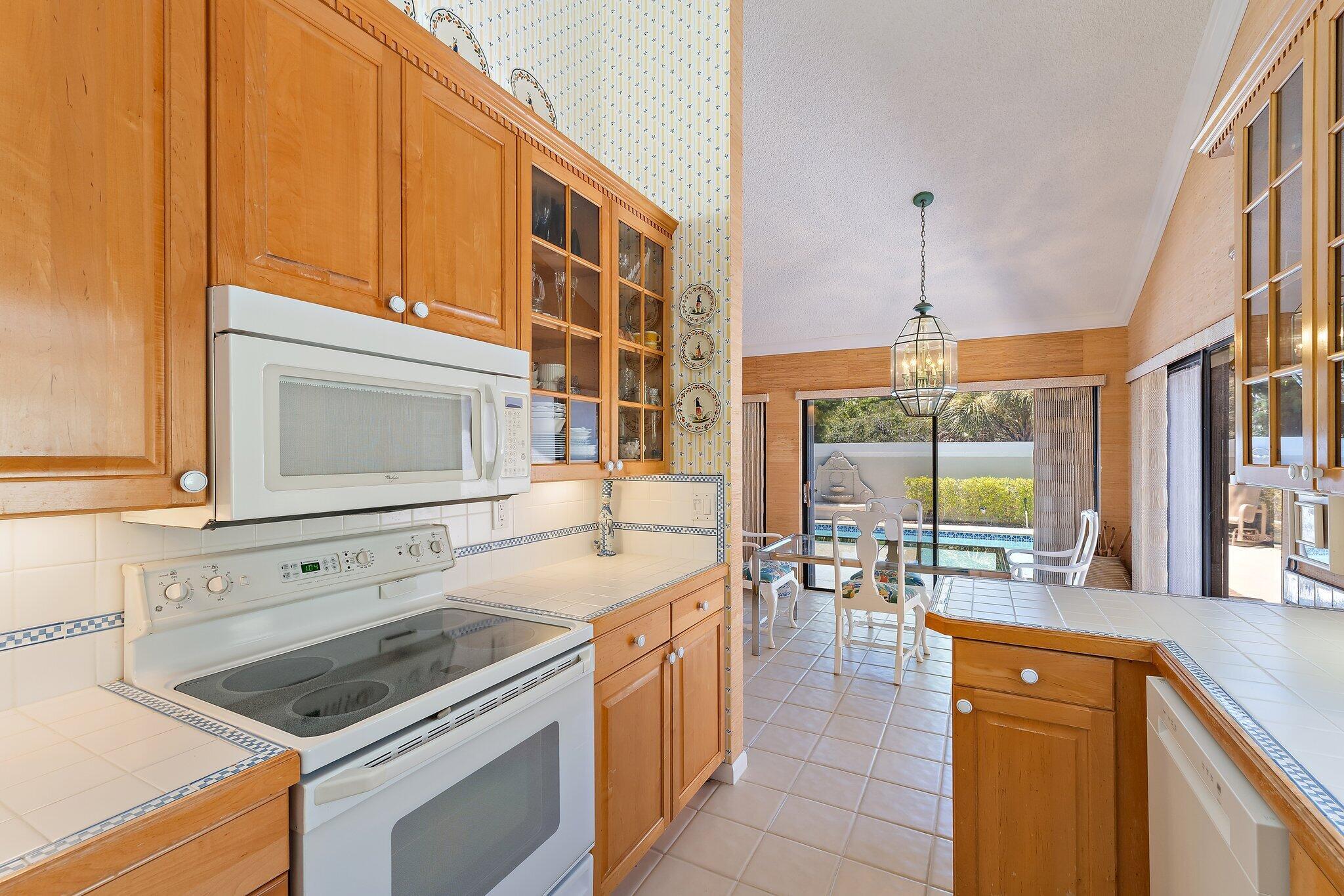 104 Sand Pine Dr Jupiter, FL 33477