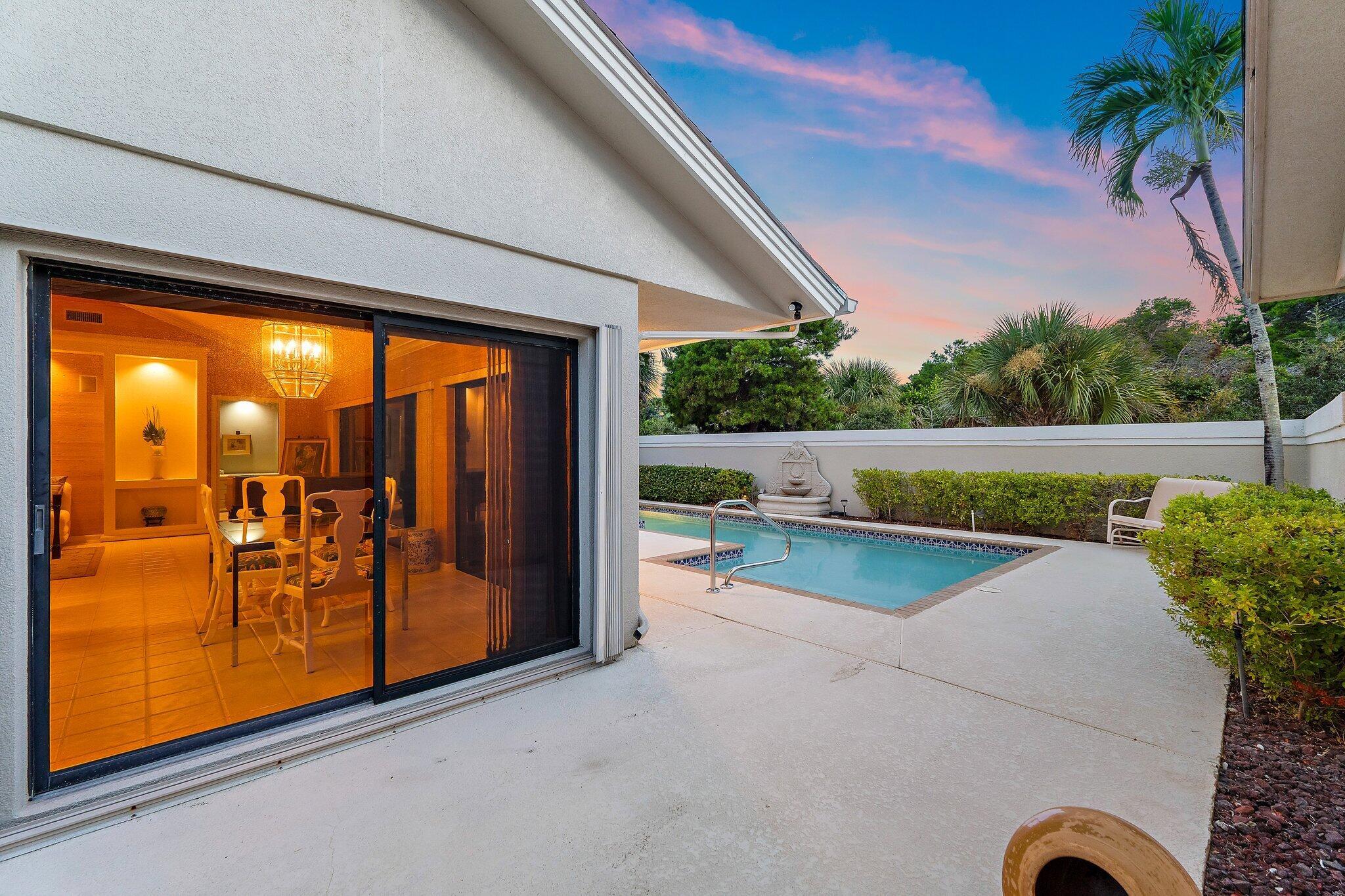 104 Sand Pine Dr Jupiter, FL 33477