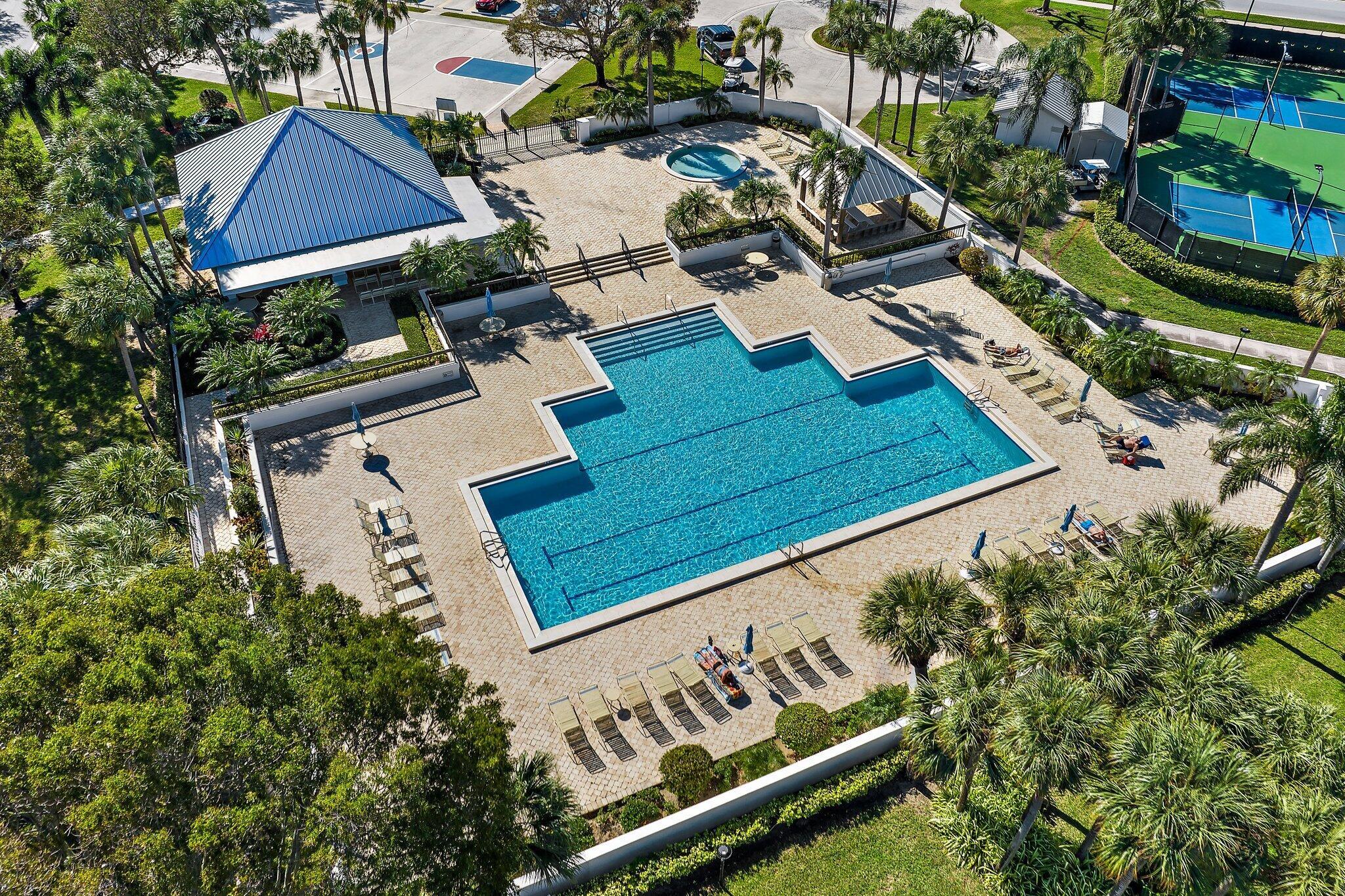 104 Sand Pine Dr Jupiter, FL 33477