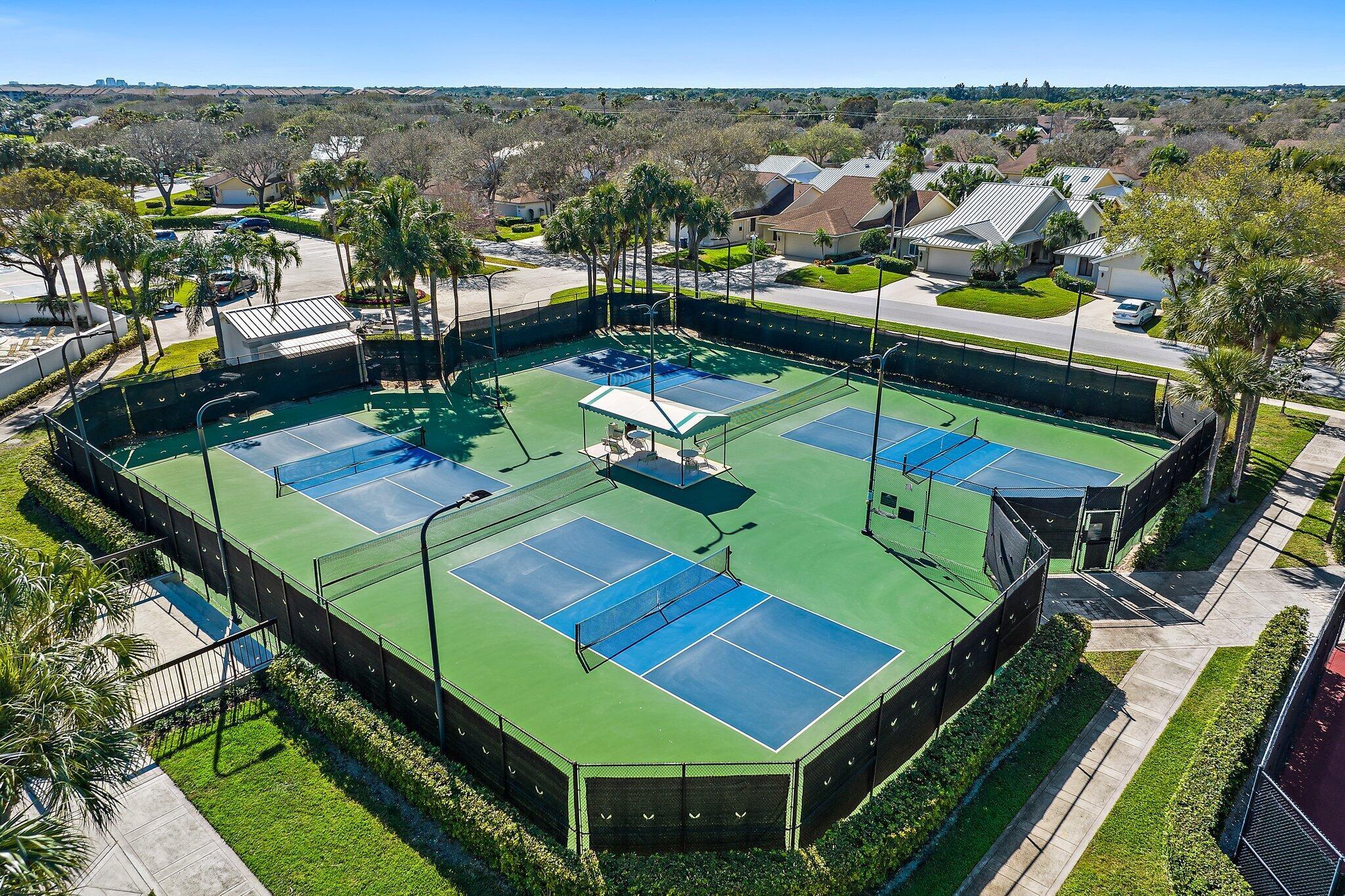 104 Sand Pine Dr Jupiter, FL 33477