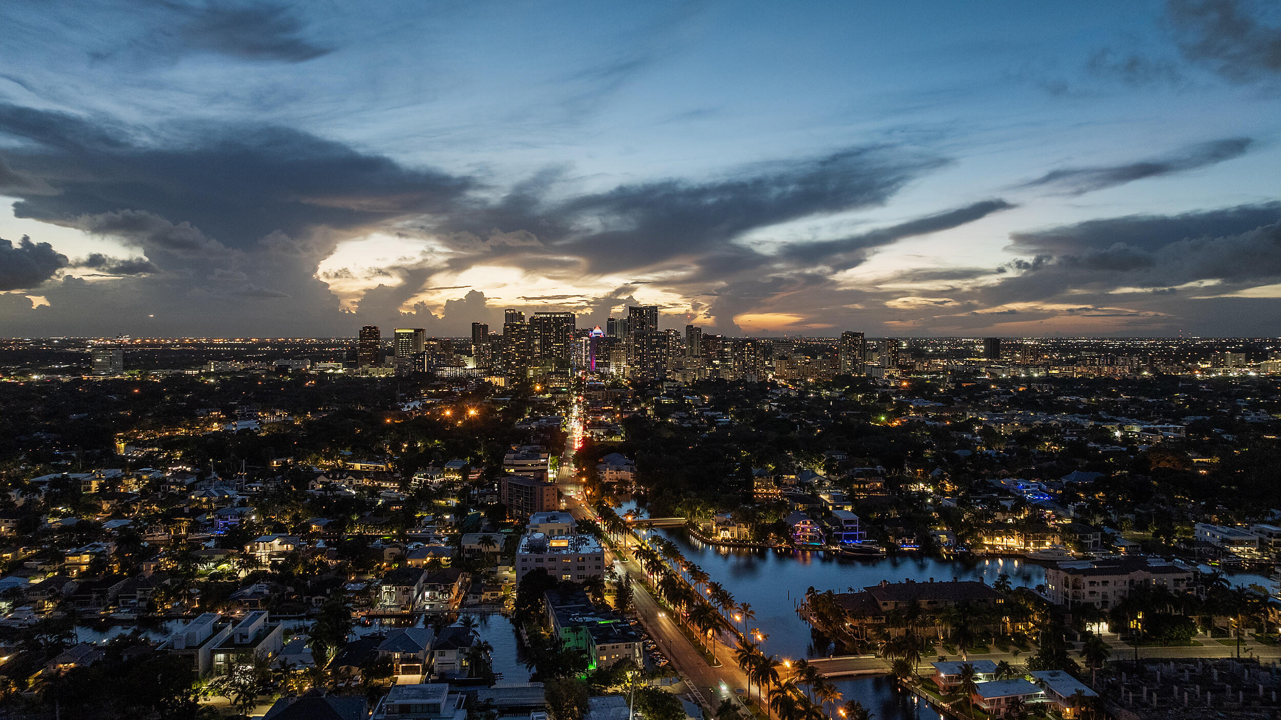 701 N Fort Lauderdale Bch #1206 Fort Lauderdale, FL 33304