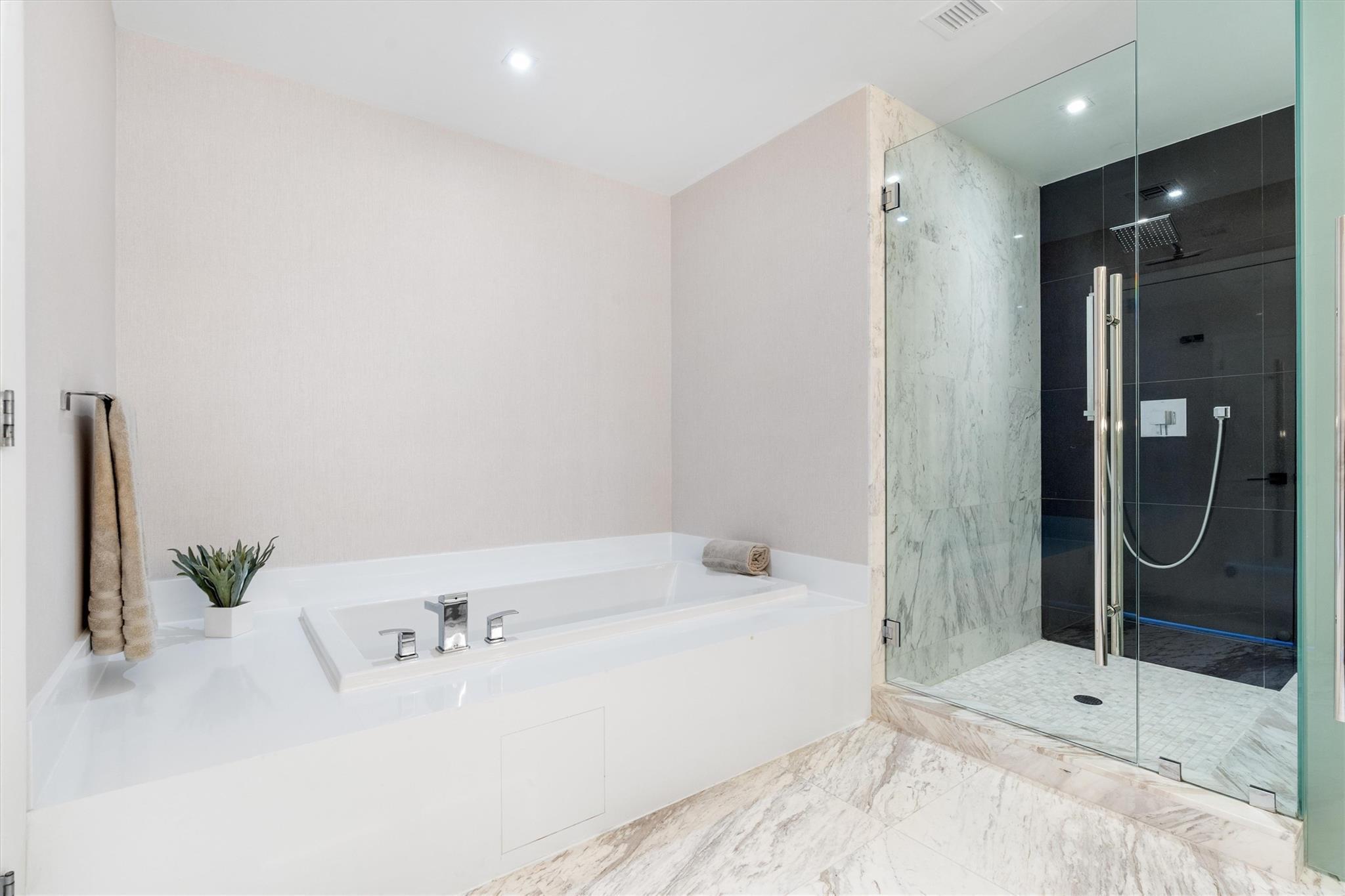 701 N Fort Lauderdale Bch Blvd #1206 Fort Lauderdale, FL 33304 701 N Fort Lauderdale Bch Blvd #1206 Fort Lauderdale, FL 33304