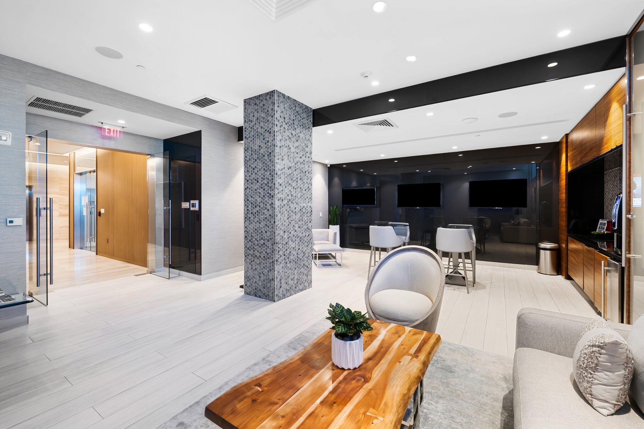 701 N Fort Lauderdale Bch Blvd #1206 Fort Lauderdale, FL 33304 701 N Fort Lauderdale Bch Blvd #1206 Fort Lauderdale, FL 33304