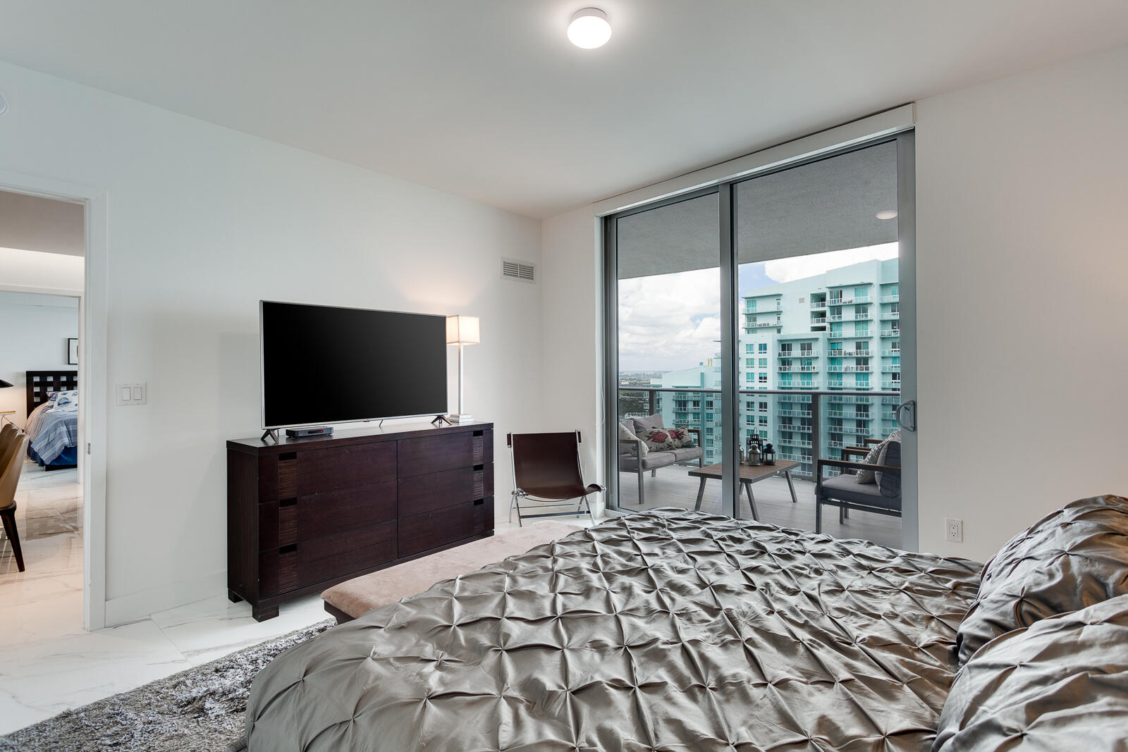 image Aria on the Bay23