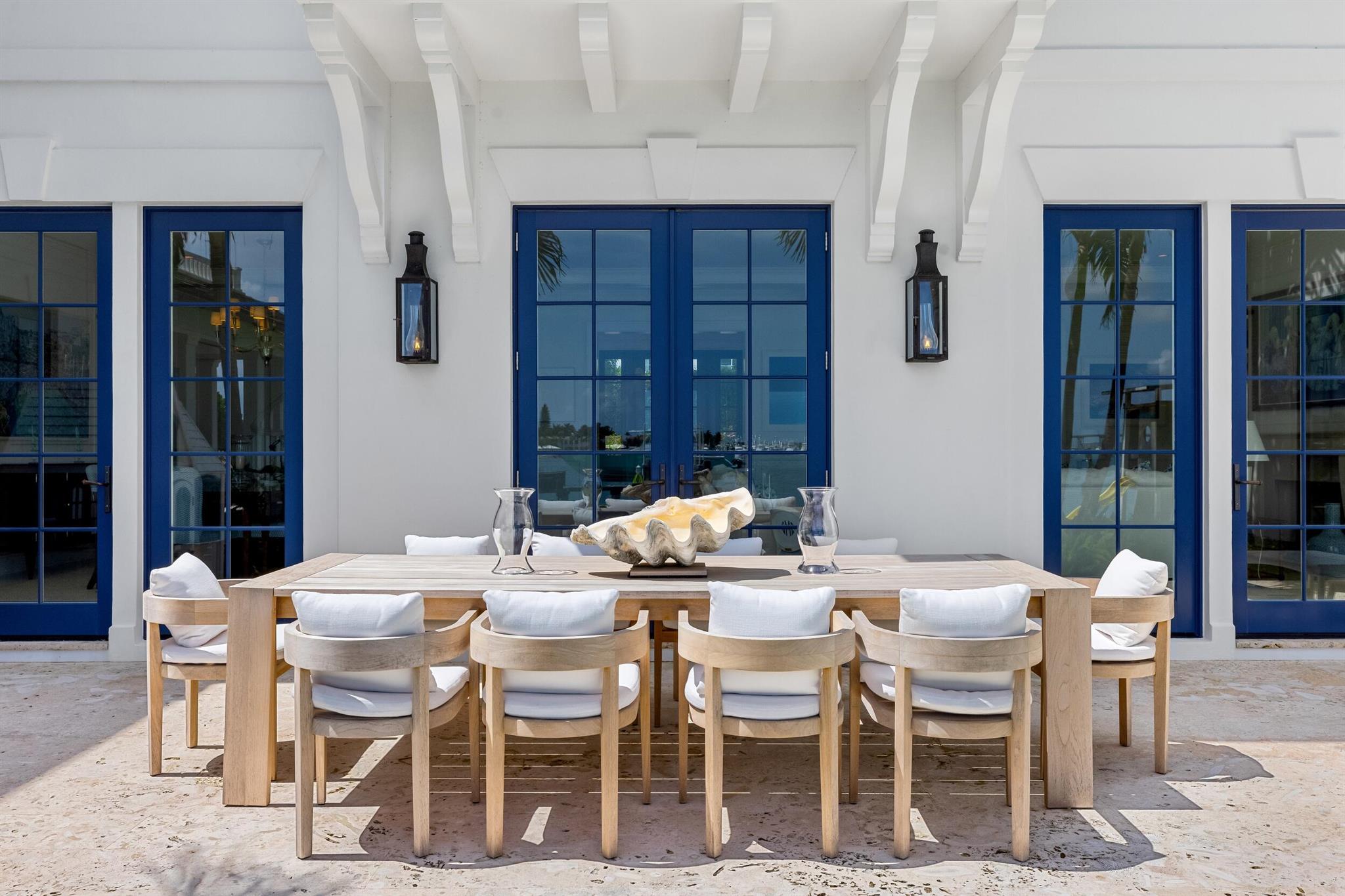 1610 N Ocean Blvd Palm Beach, FL 33480 1610 N Ocean Blvd Palm Beach, FL 33480