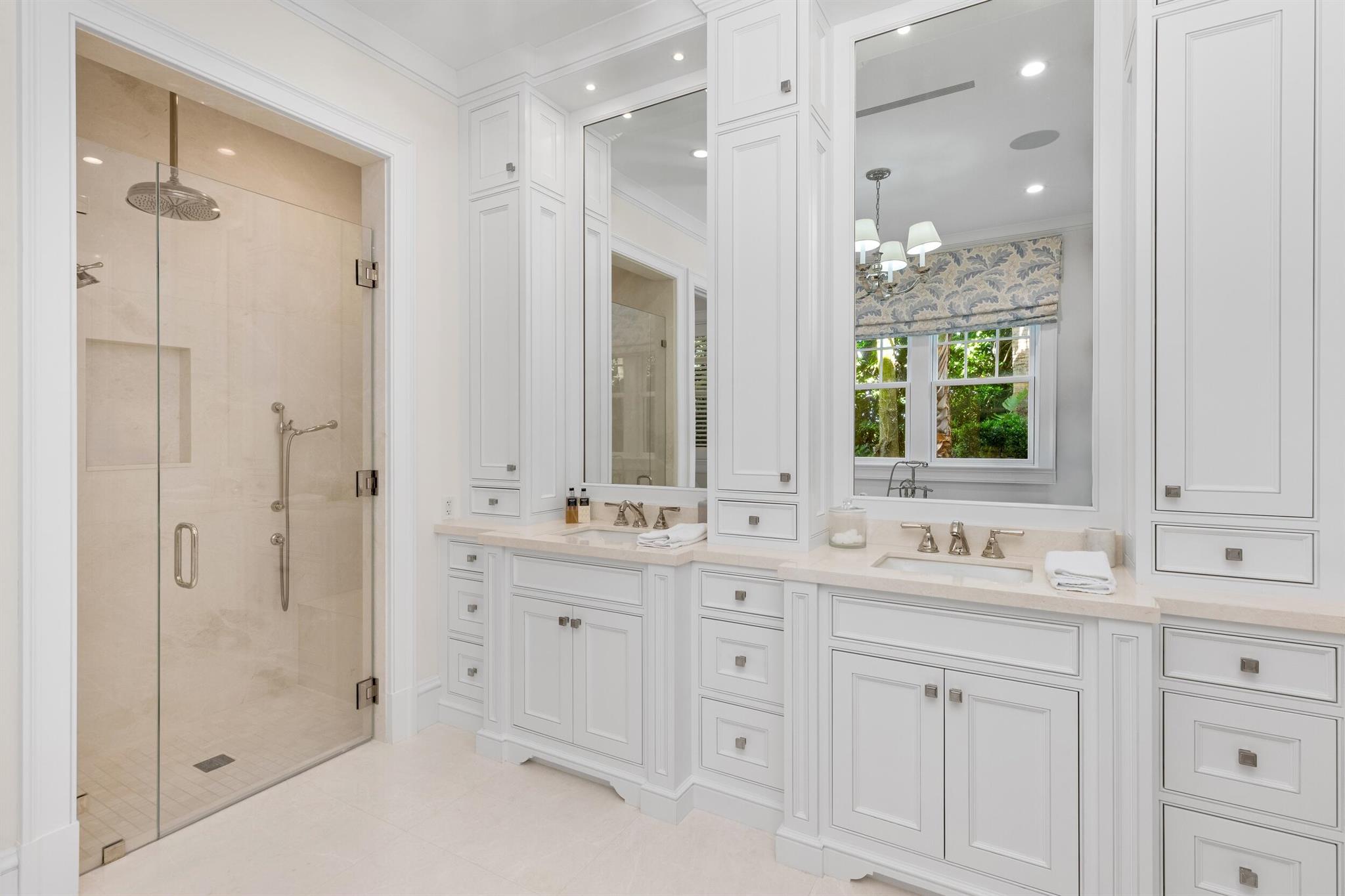 1610 N Ocean Blvd Palm Beach, FL 33480 1610 N Ocean Blvd Palm Beach, FL 33480