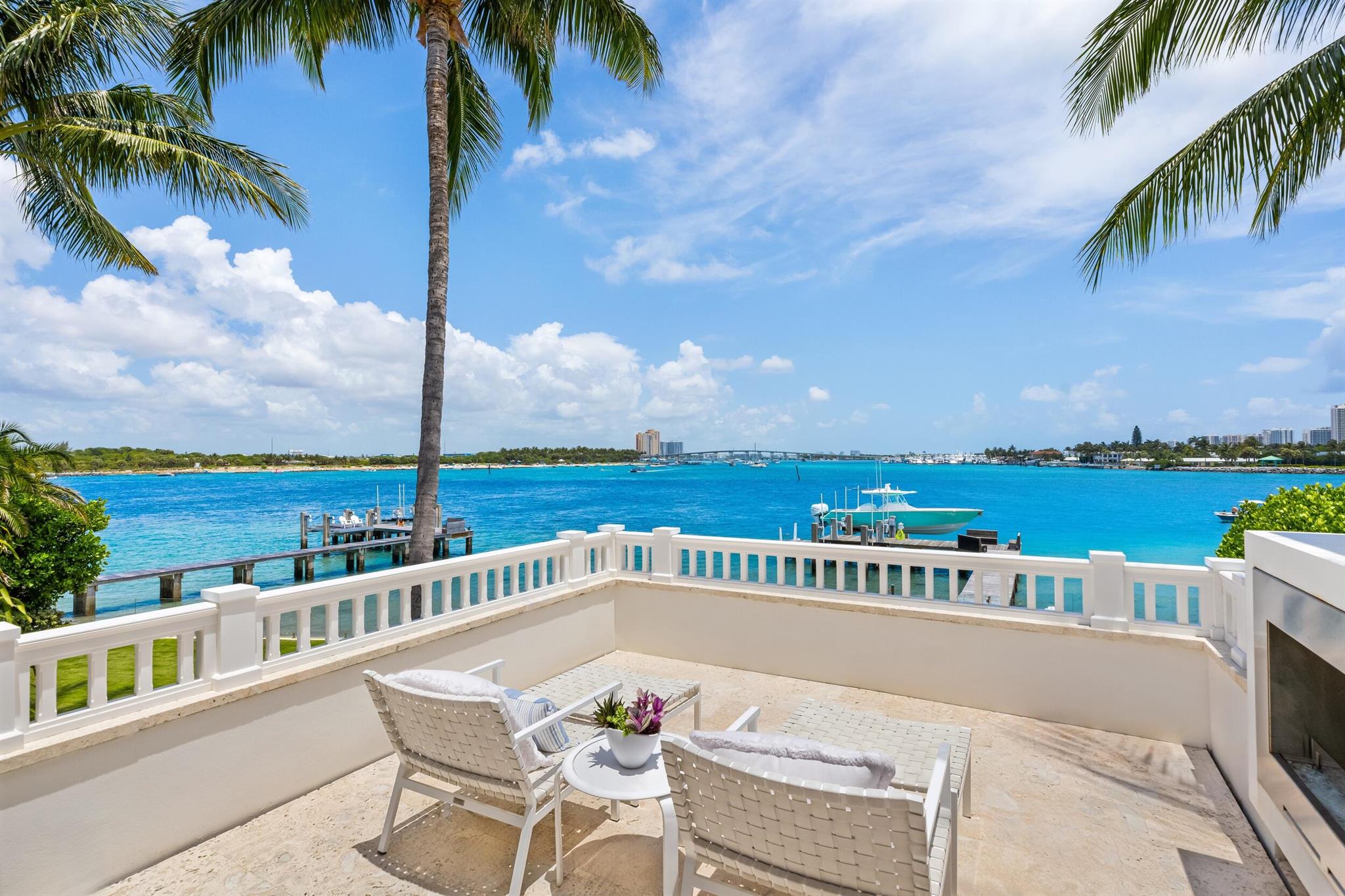1610 N Ocean Blvd Palm Beach, FL 33480 1610 N Ocean Blvd Palm Beach, FL 33480
