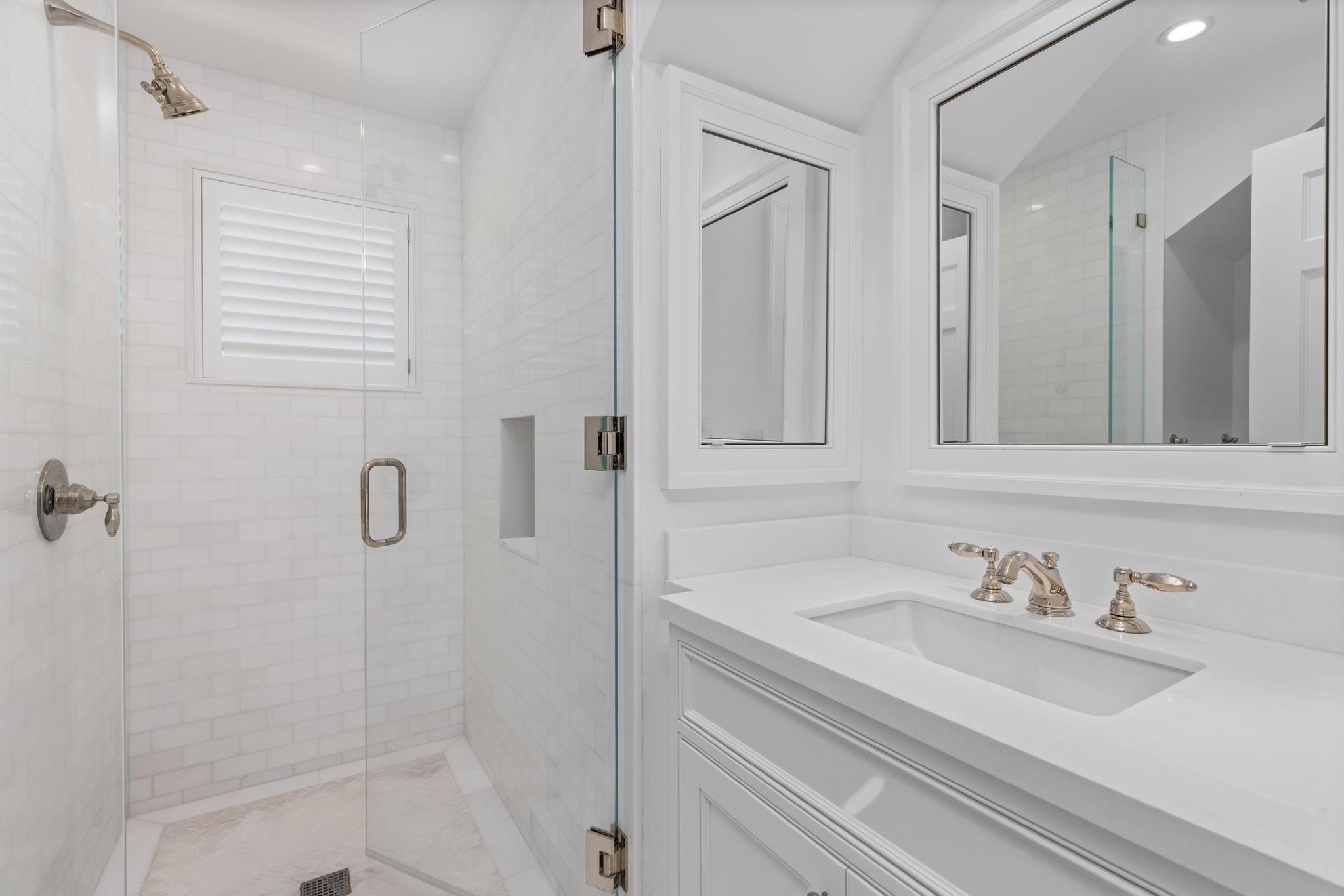 1610 N Ocean Blvd Palm Beach, FL 33480 1610 N Ocean Blvd Palm Beach, FL 33480