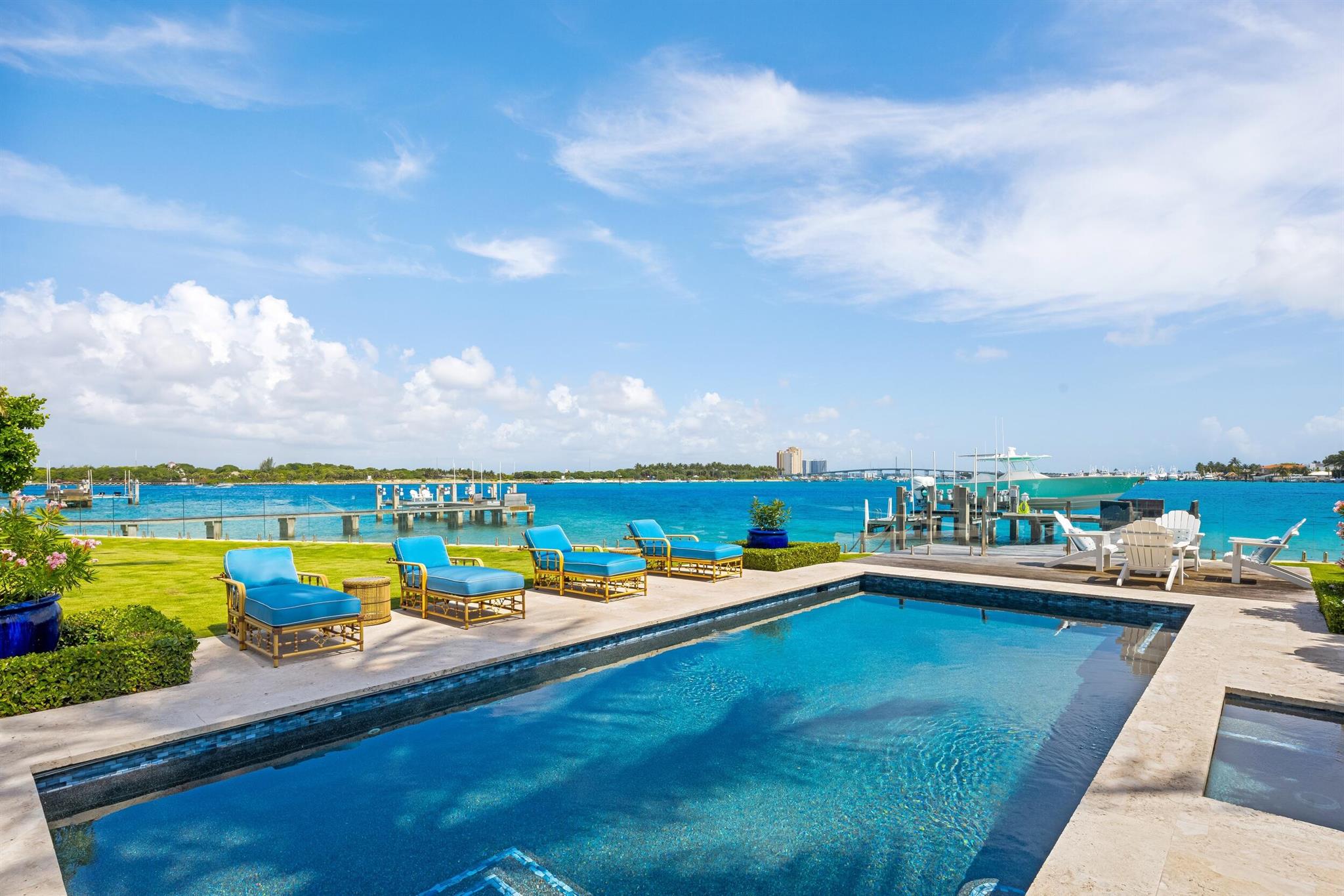 1610 N Ocean Blvd Palm Beach, FL 33480 1610 N Ocean Blvd Palm Beach, FL 33480