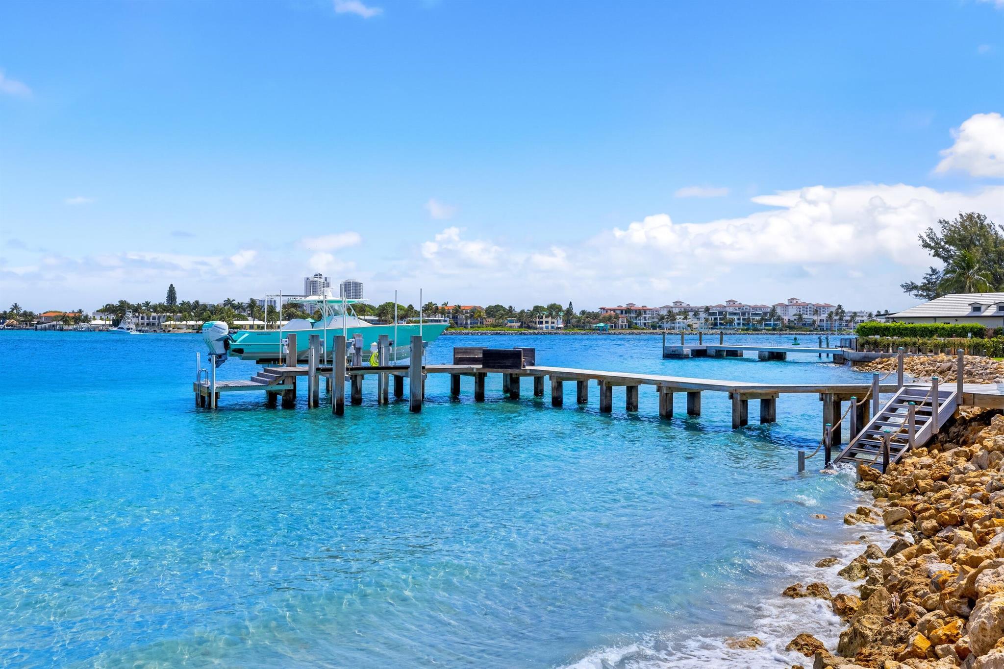 1610 N Ocean Blvd Palm Beach, FL 33480 1610 N Ocean Blvd Palm Beach, FL 33480