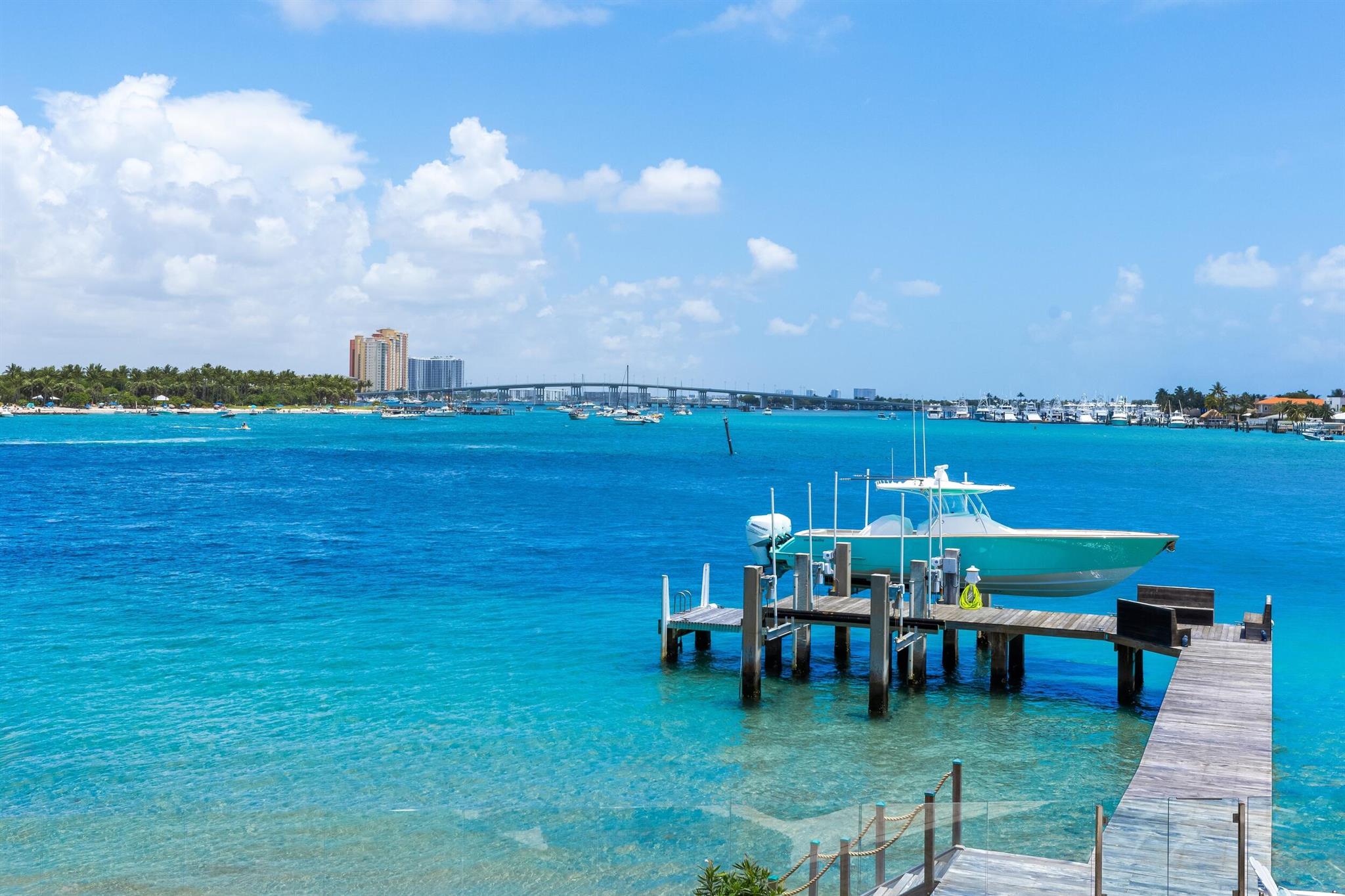 1610 N Ocean Blvd Palm Beach, FL 33480 1610 N Ocean Blvd Palm Beach, FL 33480