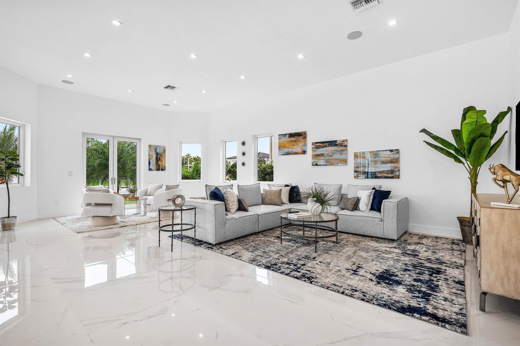 2641 NE 48th St Lighthouse Point, FL 33064