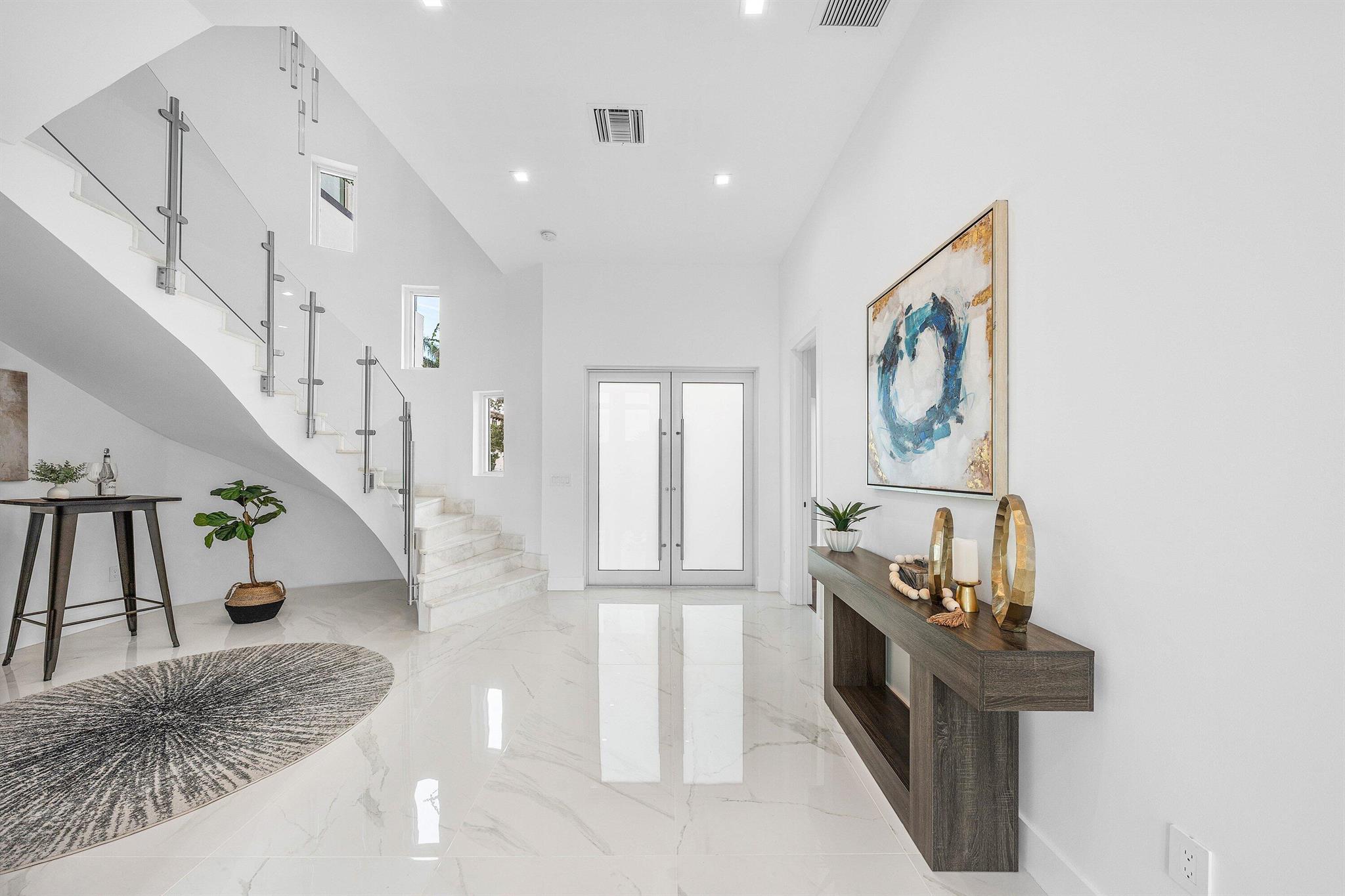 2641 NE 48th St Lighthouse Point, FL 33064