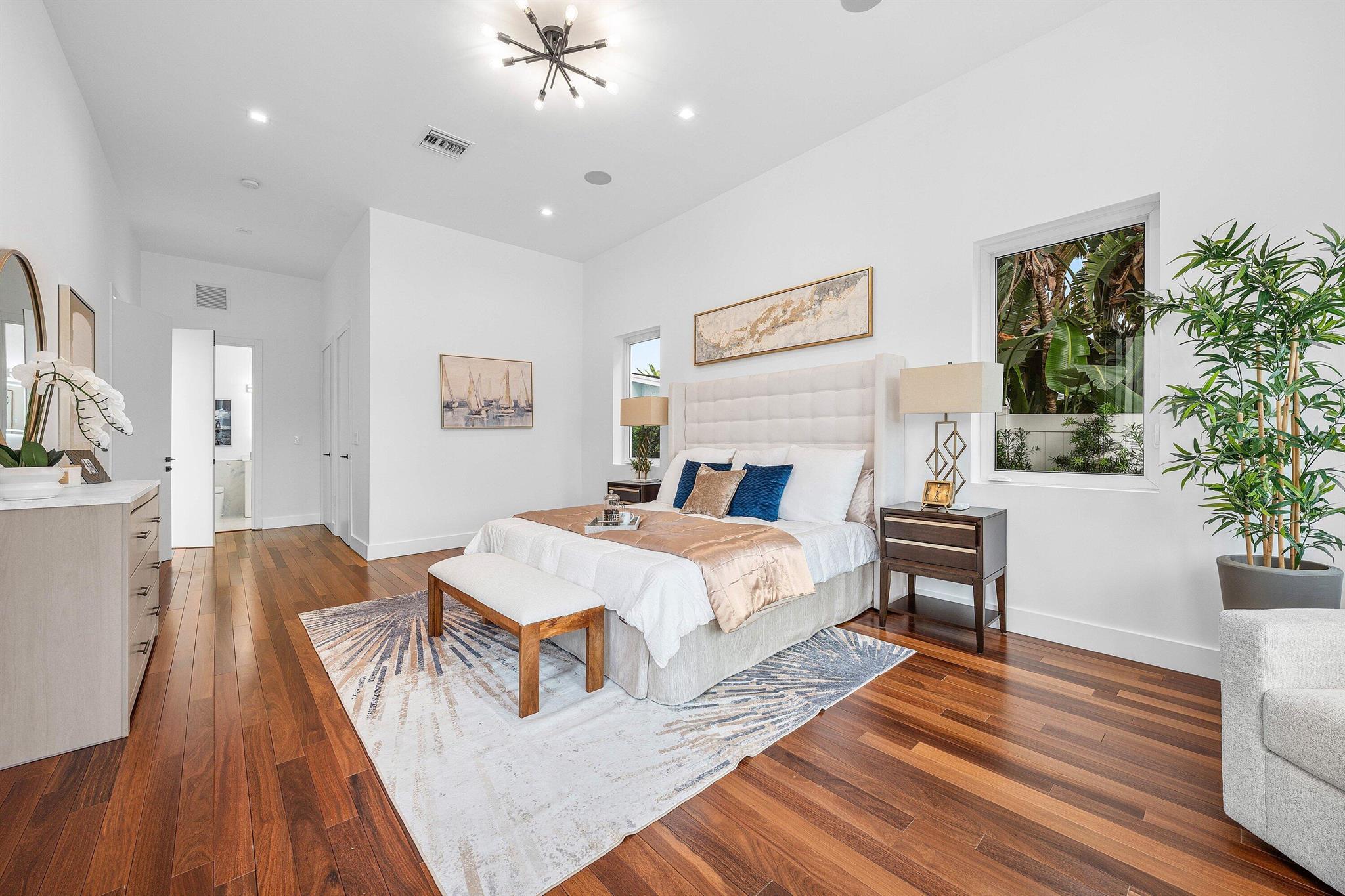 2641 NE 48th St Lighthouse Point, FL 33064