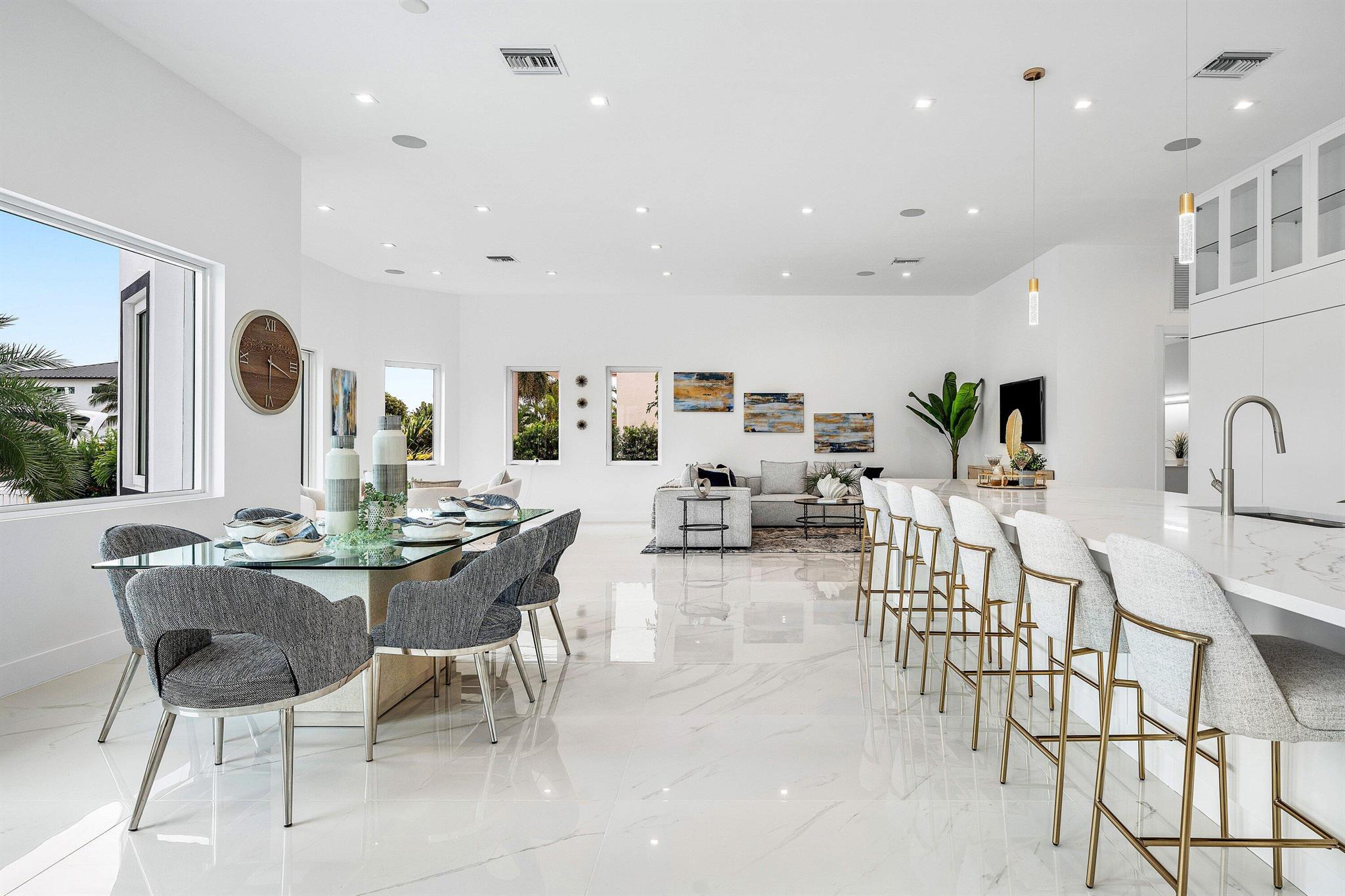 2641 NE 48th St Lighthouse Point, FL 33064