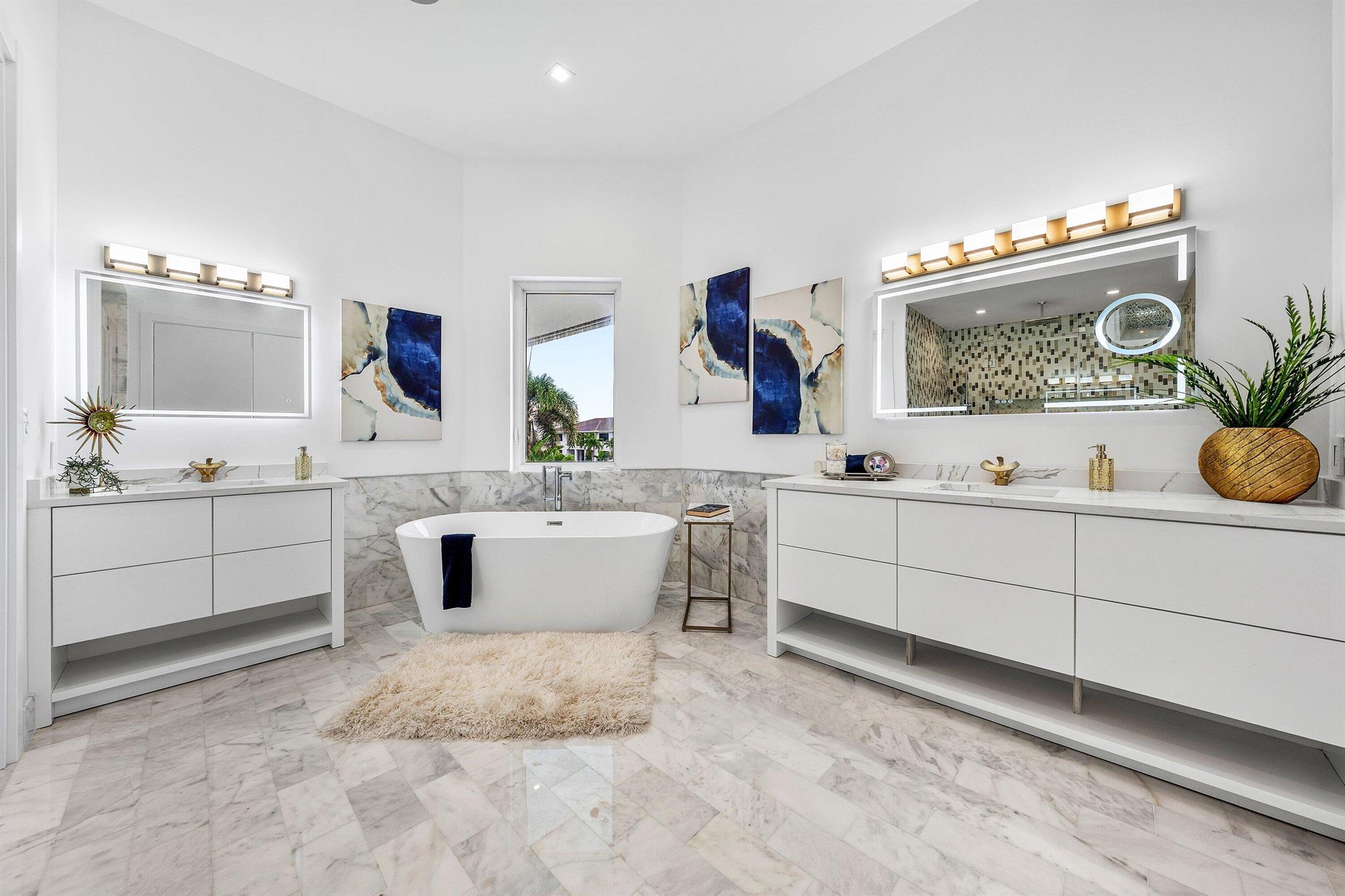 2641 NE 48th St Lighthouse Point, FL 33064