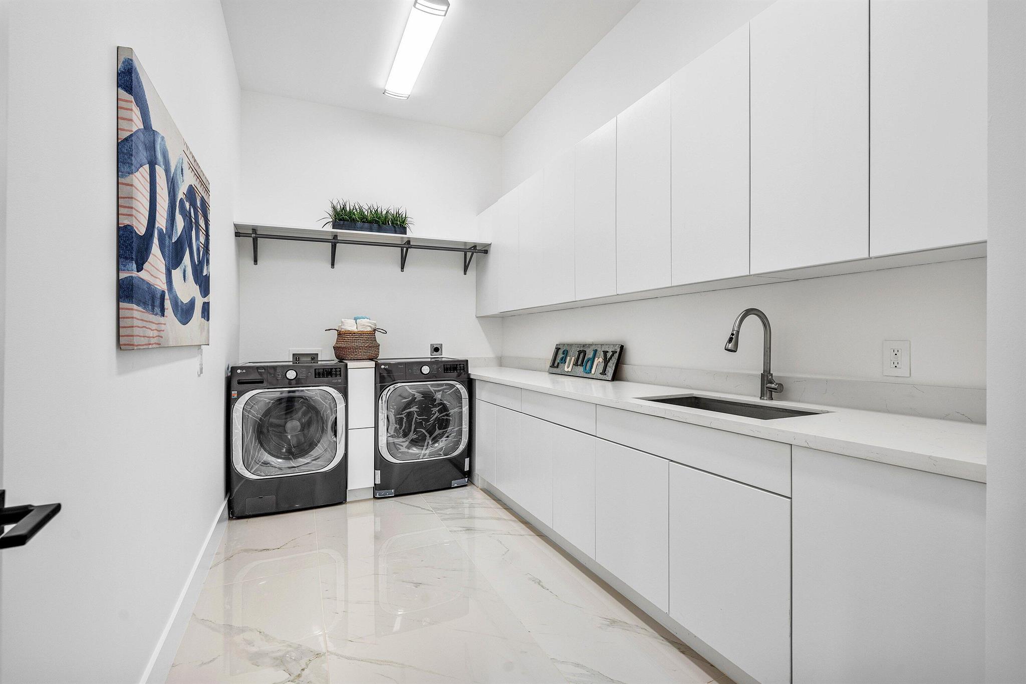 2641 NE 48th St Lighthouse Point, FL 33064