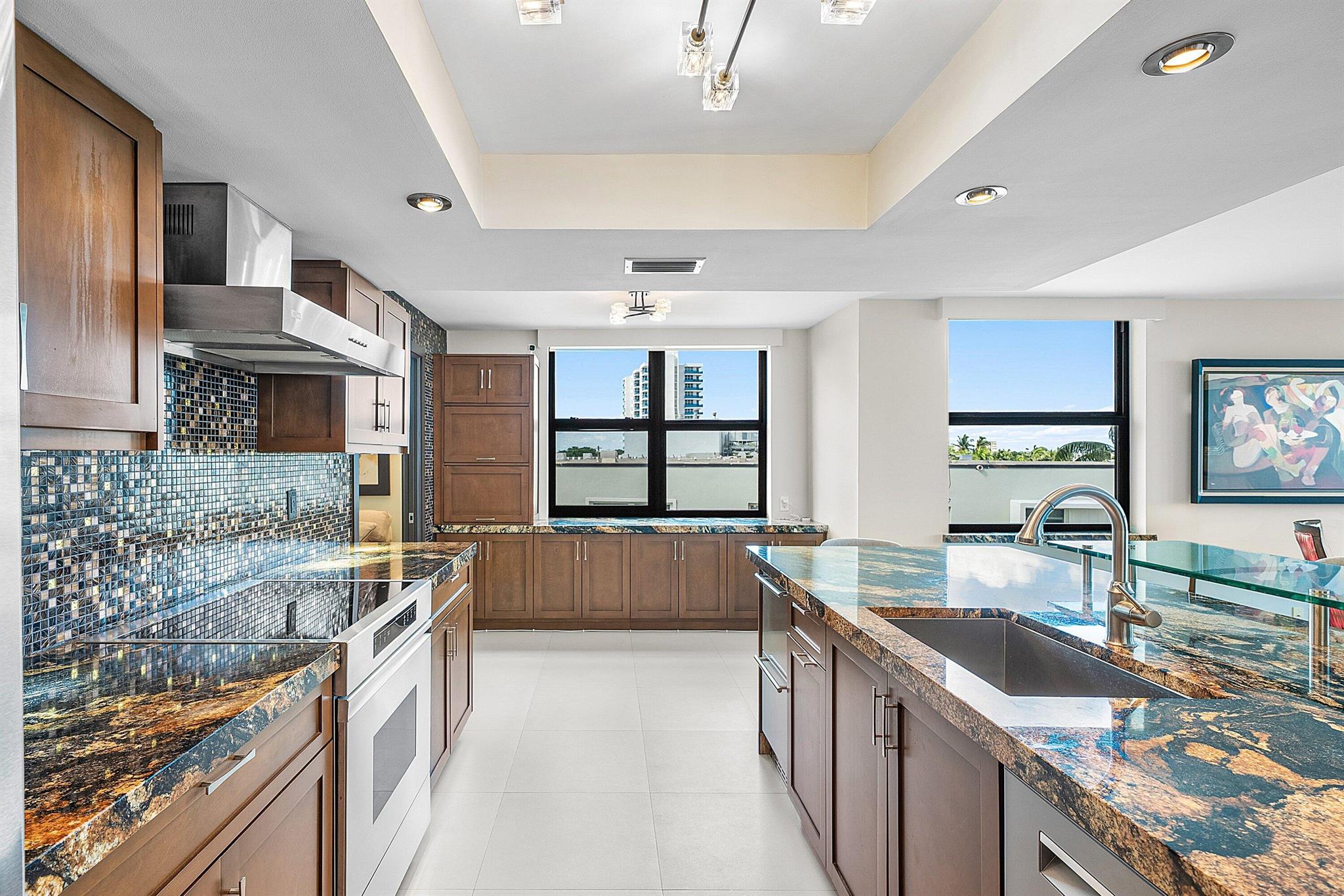 2500 Bay Dr #4a Pompano Beach, FL 33062