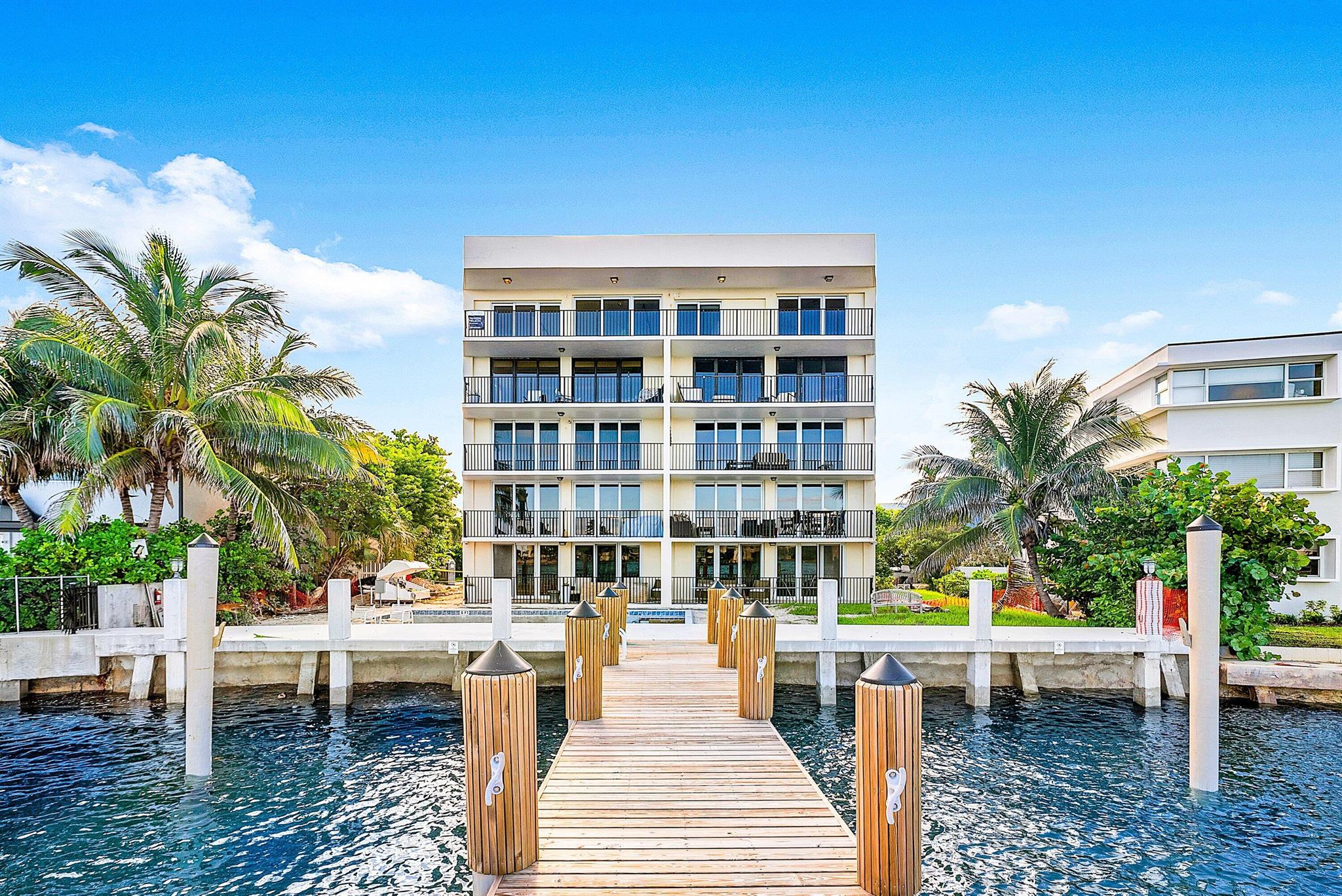 2500 Bay Dr #4a Pompano Beach, FL 33062