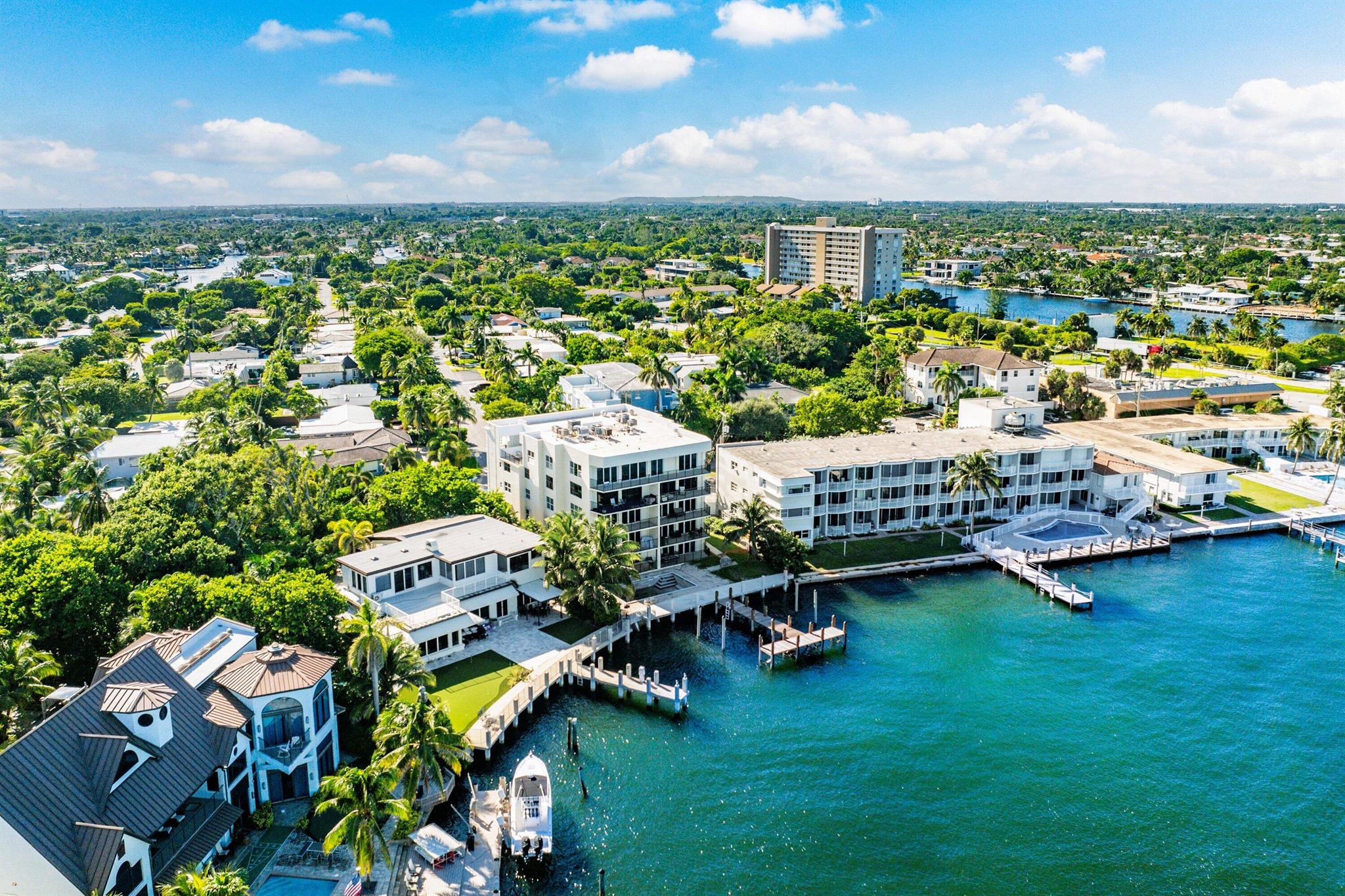 2500 Bay Dr #4a Pompano Beach, FL 33062