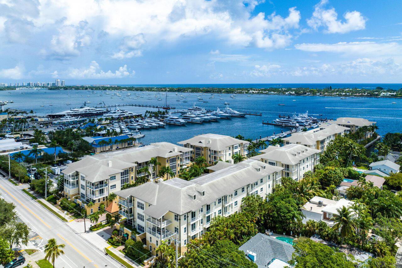 3940 N Flagler Dr #303
