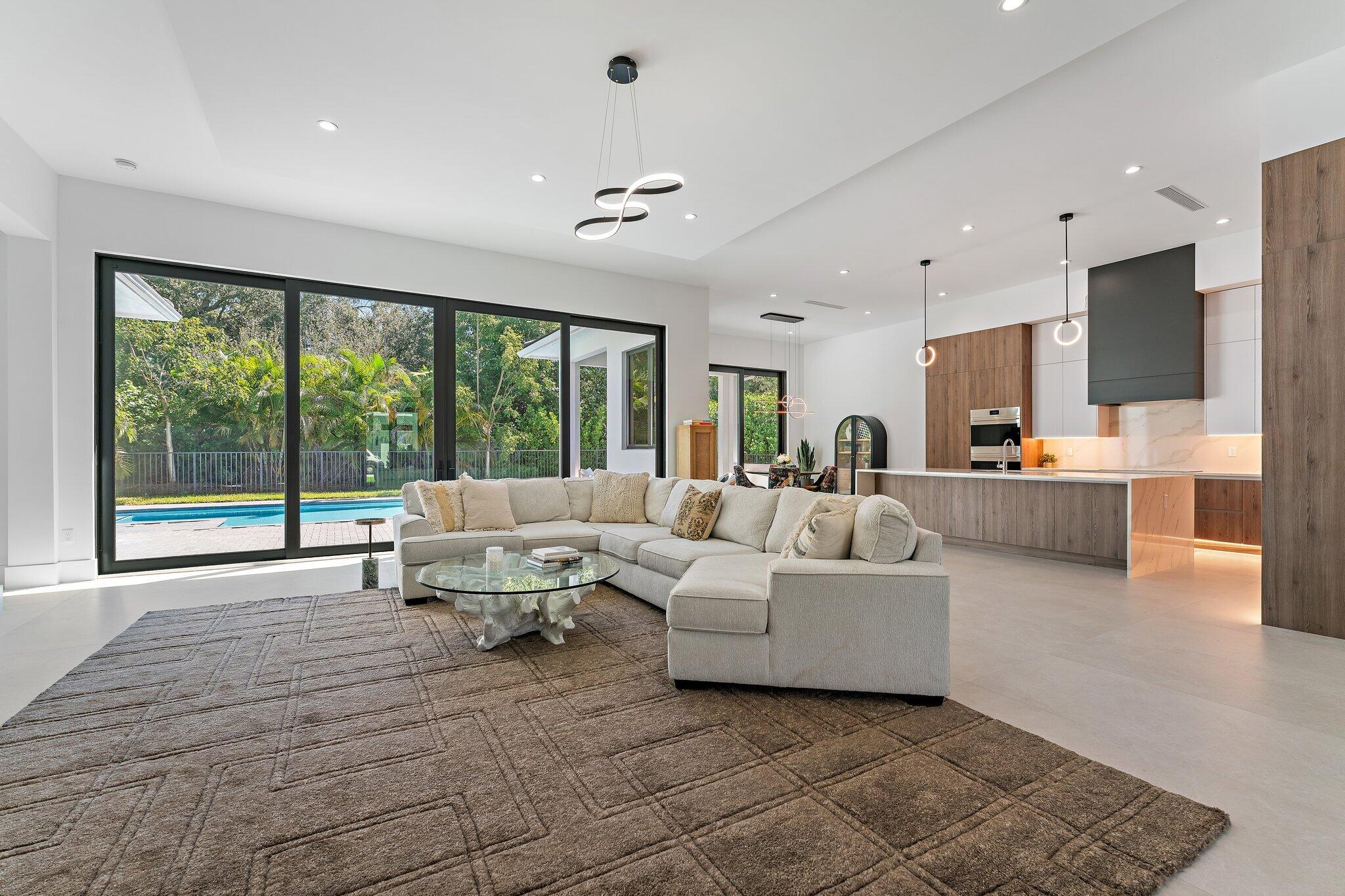 18488 Symphony Ct Jupiter, FL 33458