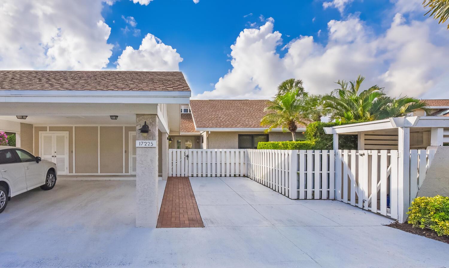 17225 Fownes Cres Jupiter, FL 33477