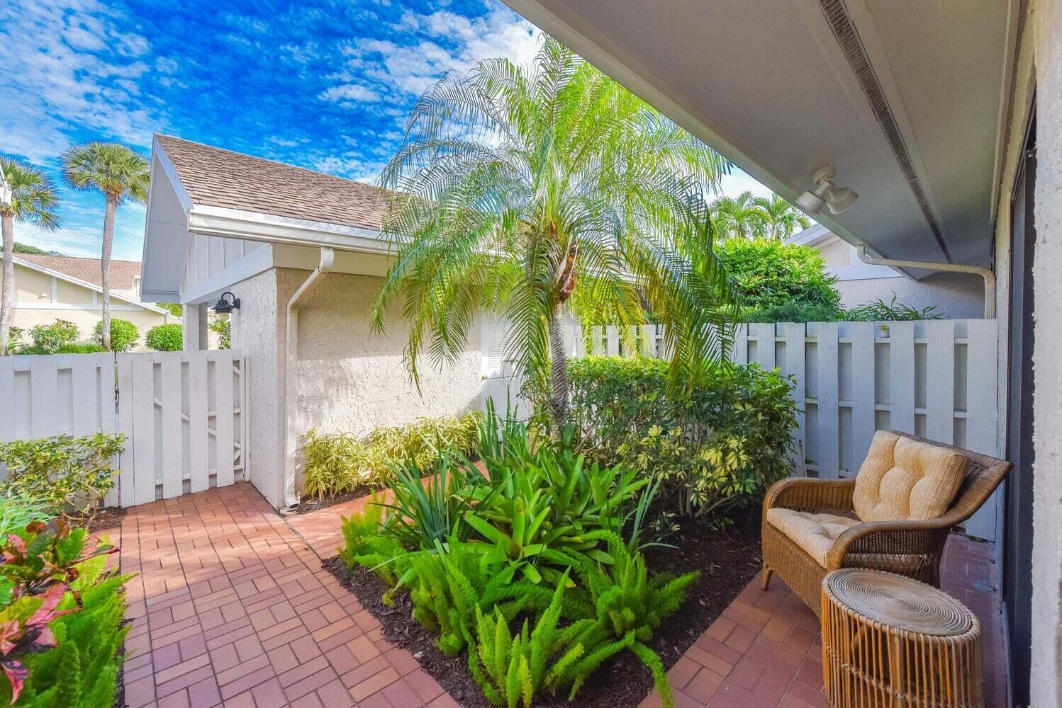 17225 Fownes Cres Jupiter, FL 33477