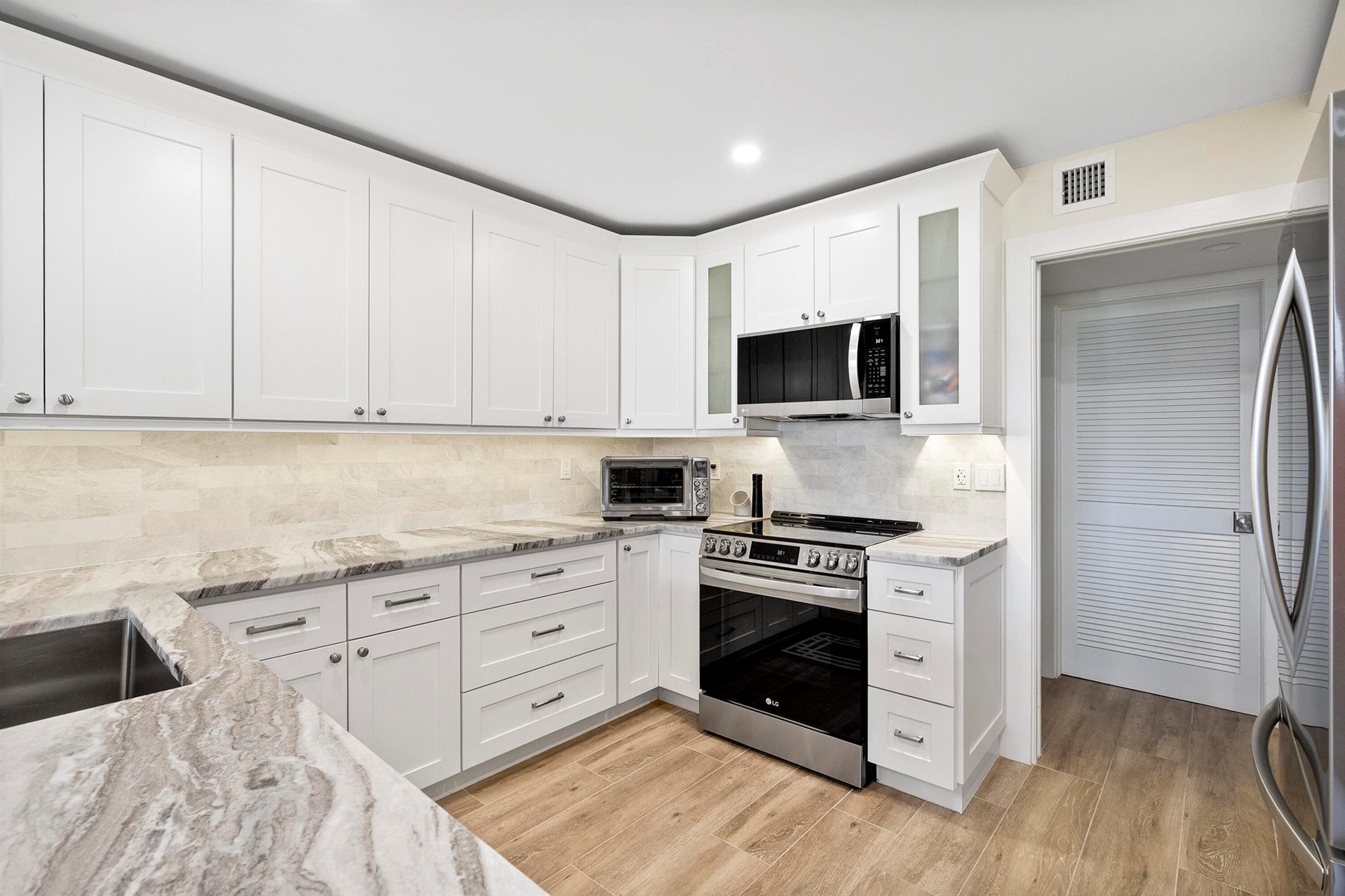 10459 SE Terrapin Pl #202 Jupiter, FL 33469