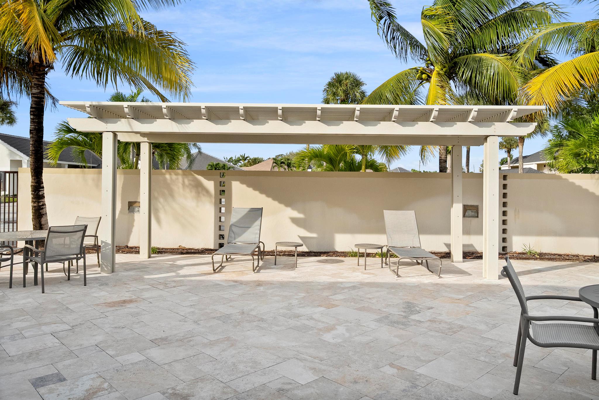 10459 SE Terrapin Pl #202 Jupiter, FL 33469