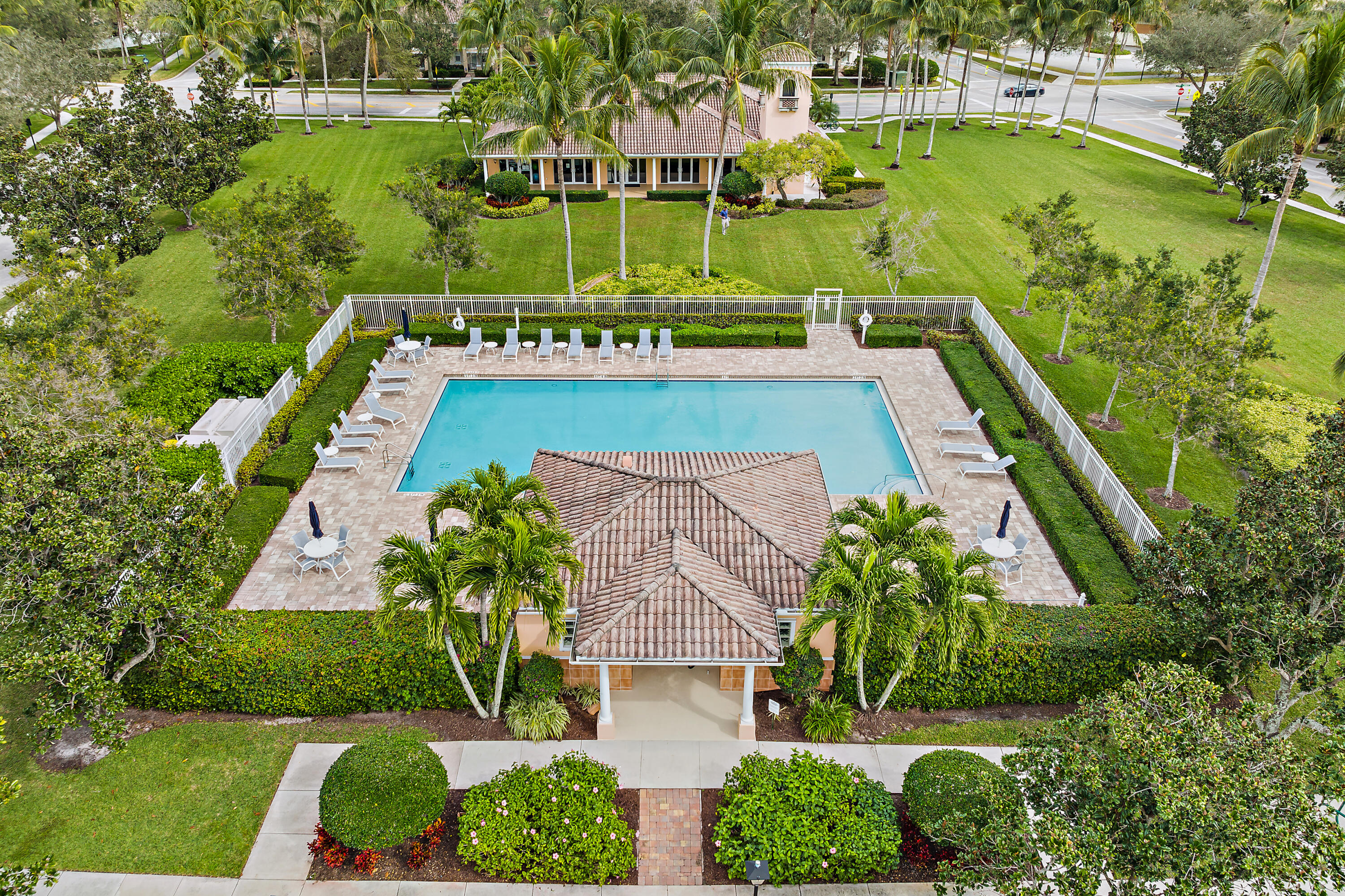 4050 Parkside Dr Jupiter, FL 33458