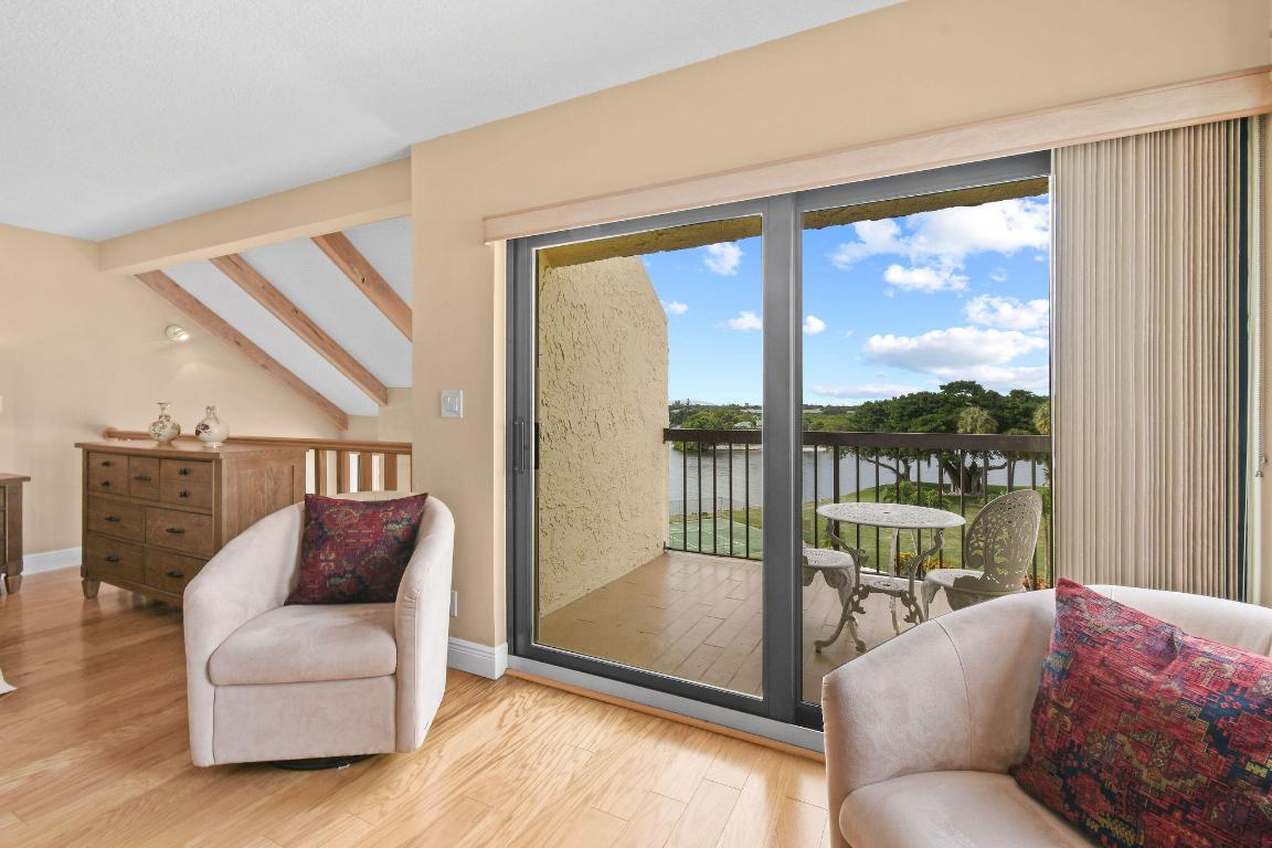364 Golfview Rd #506 North Palm Beach, FL 33408