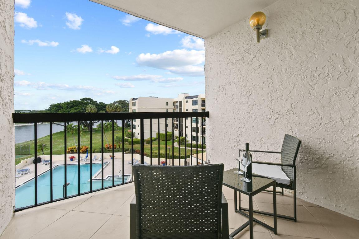 364 Golfview Rd #506 North Palm Beach, FL 33408