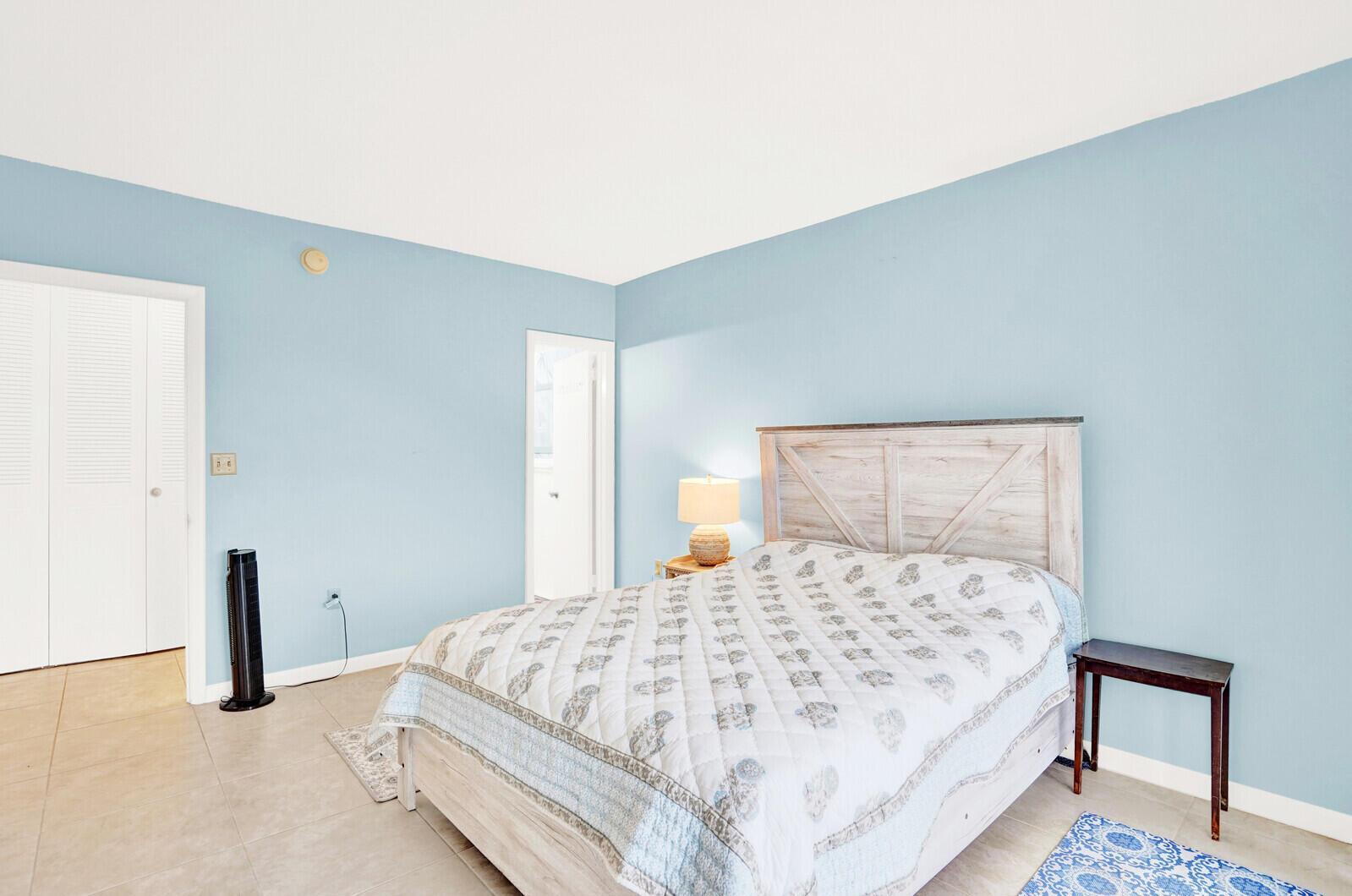 3030 S Ocean Blvd #332 Palm Beach, FL 33480