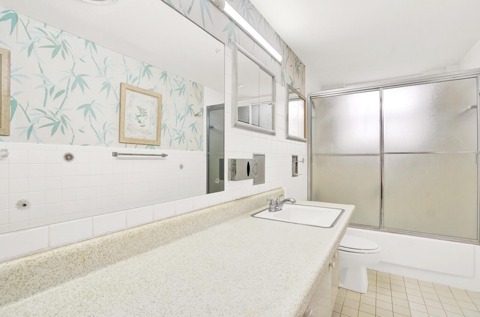 3030 S Ocean Blvd #332 Palm Beach, FL 33480