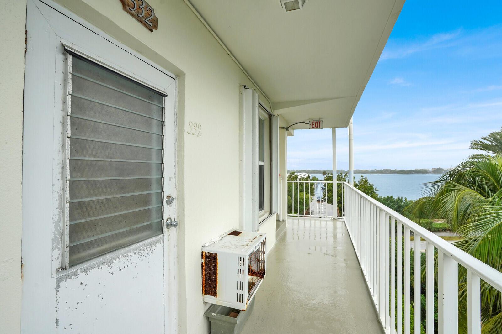 3030 S Ocean Blvd #332 Palm Beach, FL 33480