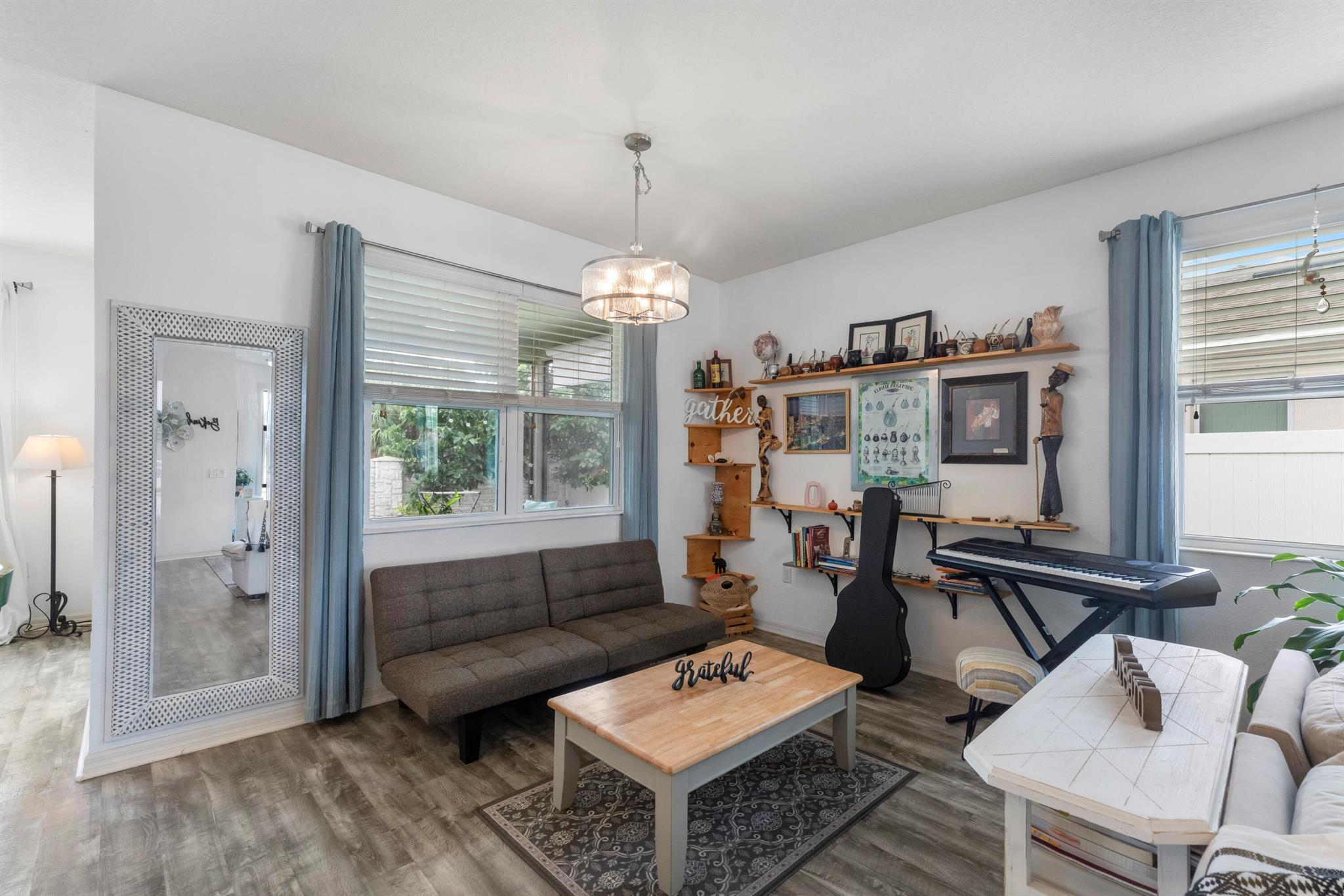 110 65th Ave Bradenton, FL 34203