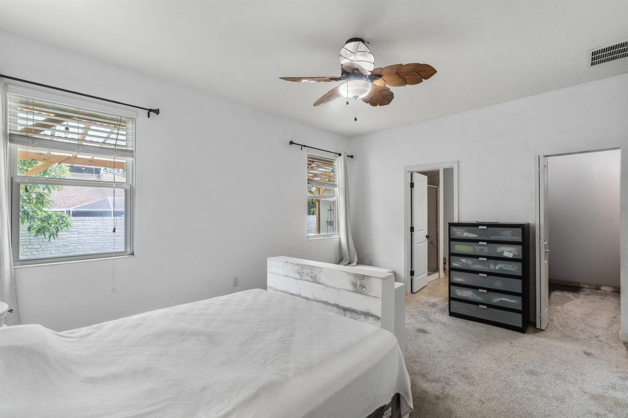 110 65th Ave Bradenton, FL 34203