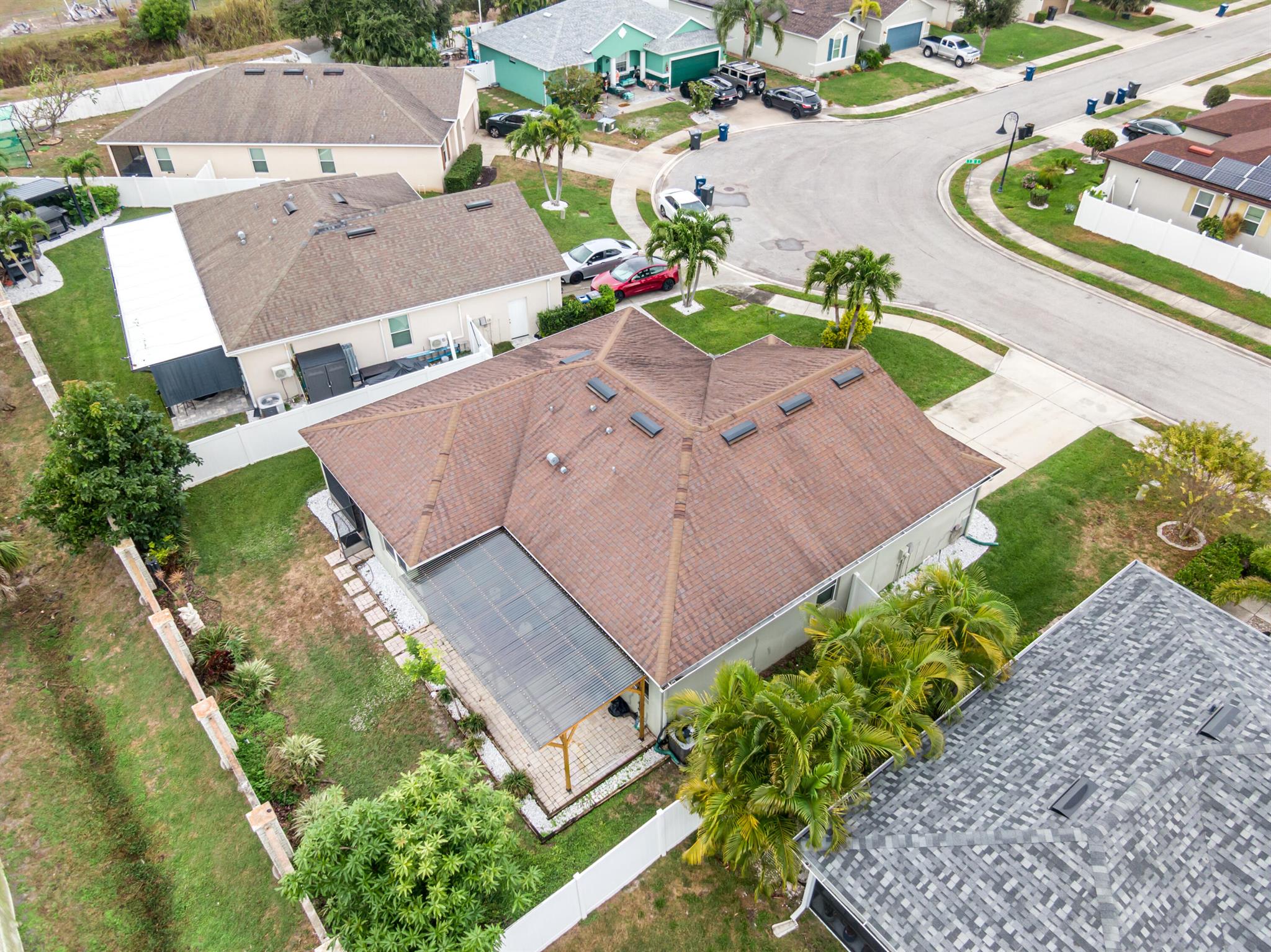 110 65th Ave Bradenton, FL 34203