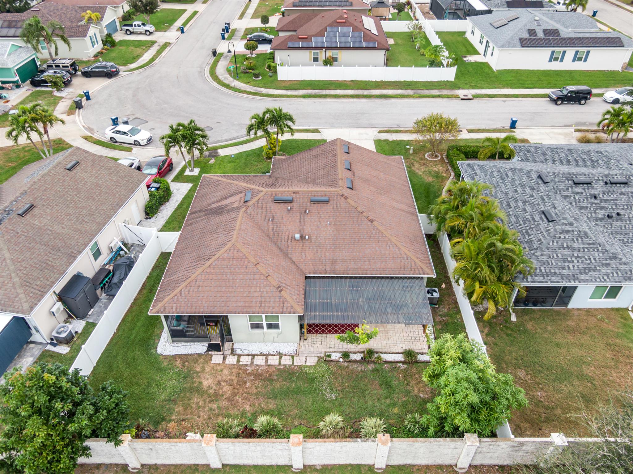 110 65th Ave Bradenton, FL 34203