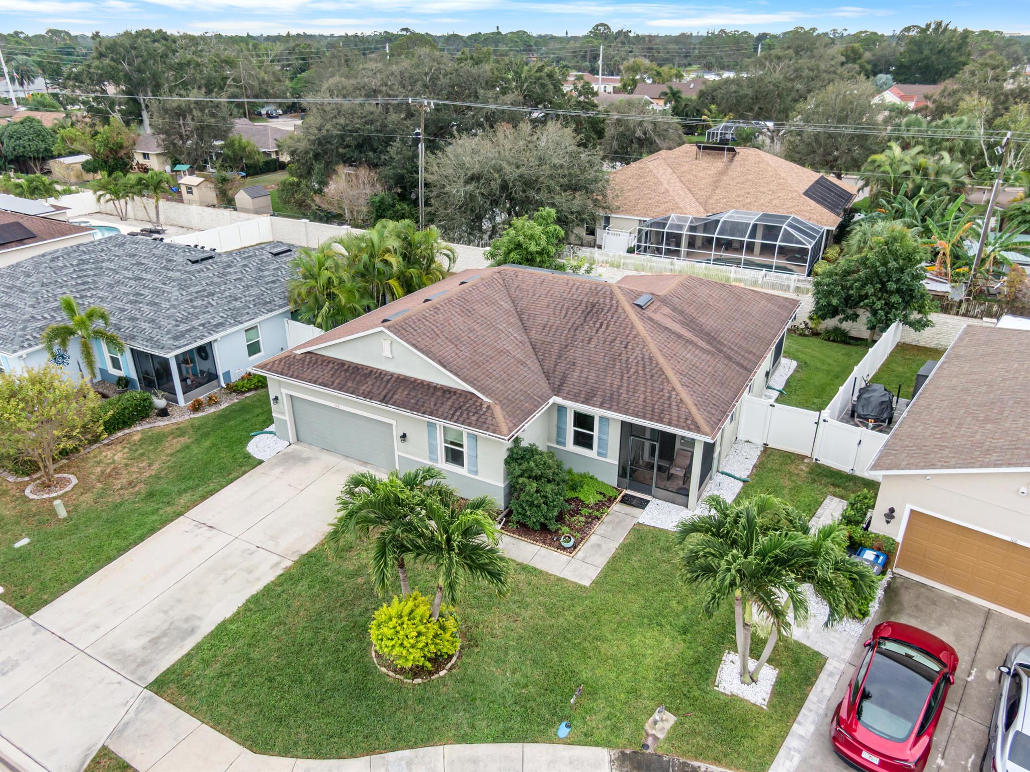 110 65th Ave Bradenton, FL 34203