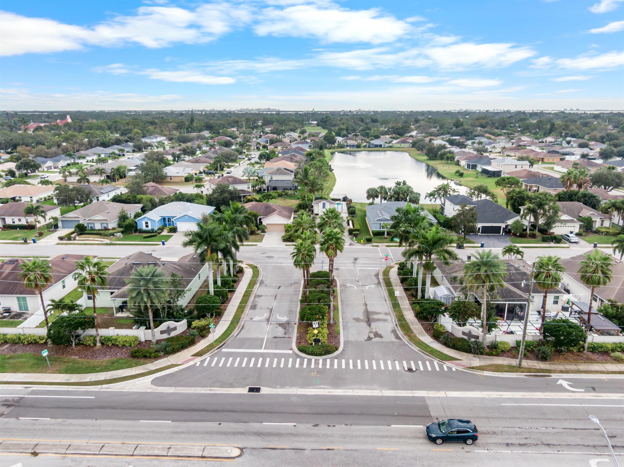 110 65th Ave Bradenton, FL 34203