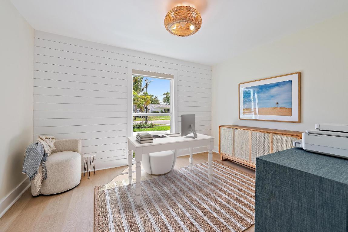 1604 Seabrook Tequesta, FL 33469