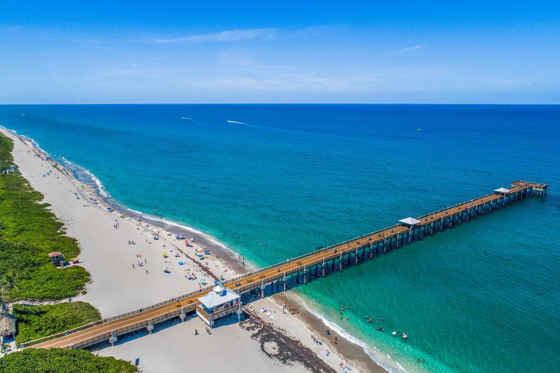 1604 Seabrook Tequesta, FL 33469