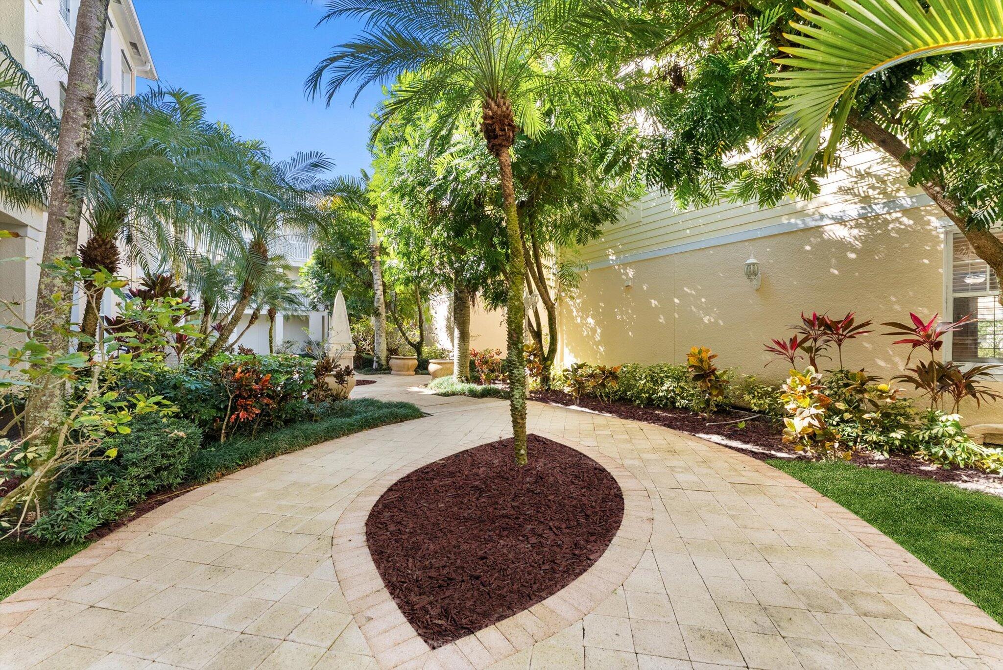 225 Murcia #101 Jupiter, FL 33458