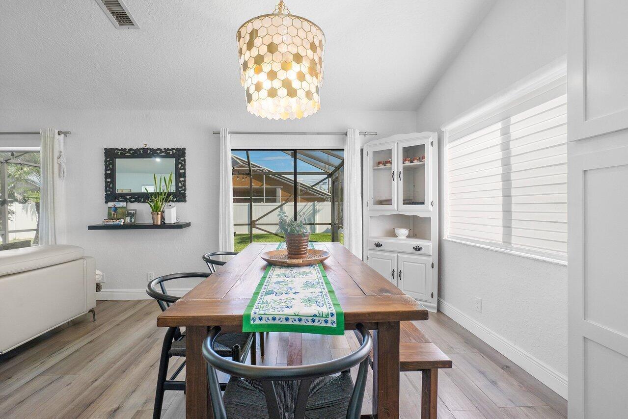 6085 Robinson Jupiter, FL 33458